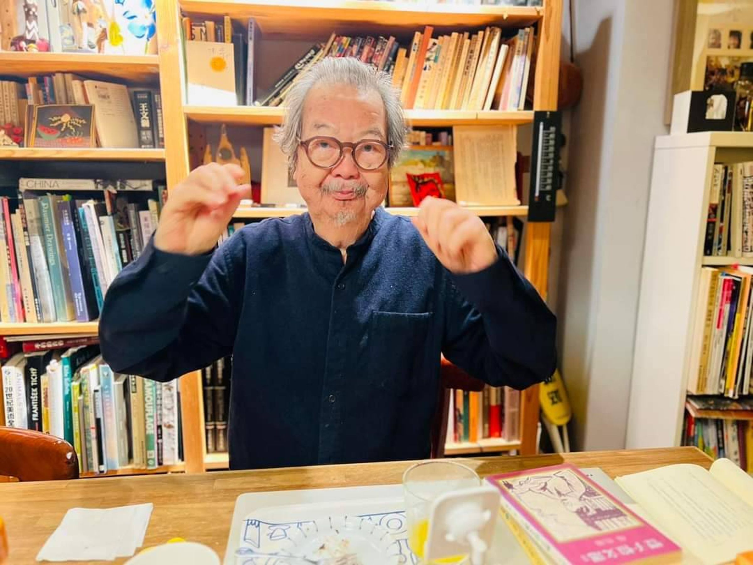 作品橫跨文學、影像、繪畫等領域的藝術家雷驤今天上午傳出過世消息,享壽85歲。(翻攝自雷驤臉書)