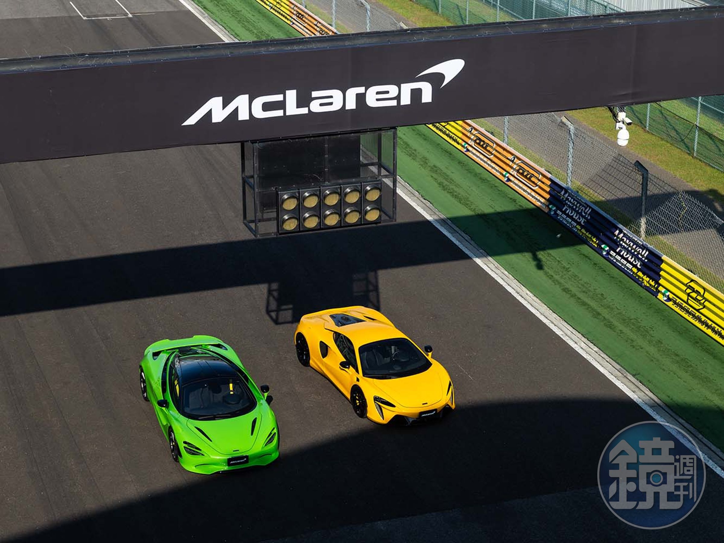 McLaren旗下兩款超跑750S與Artura最大的差異就在於引擎蓋上的開口。