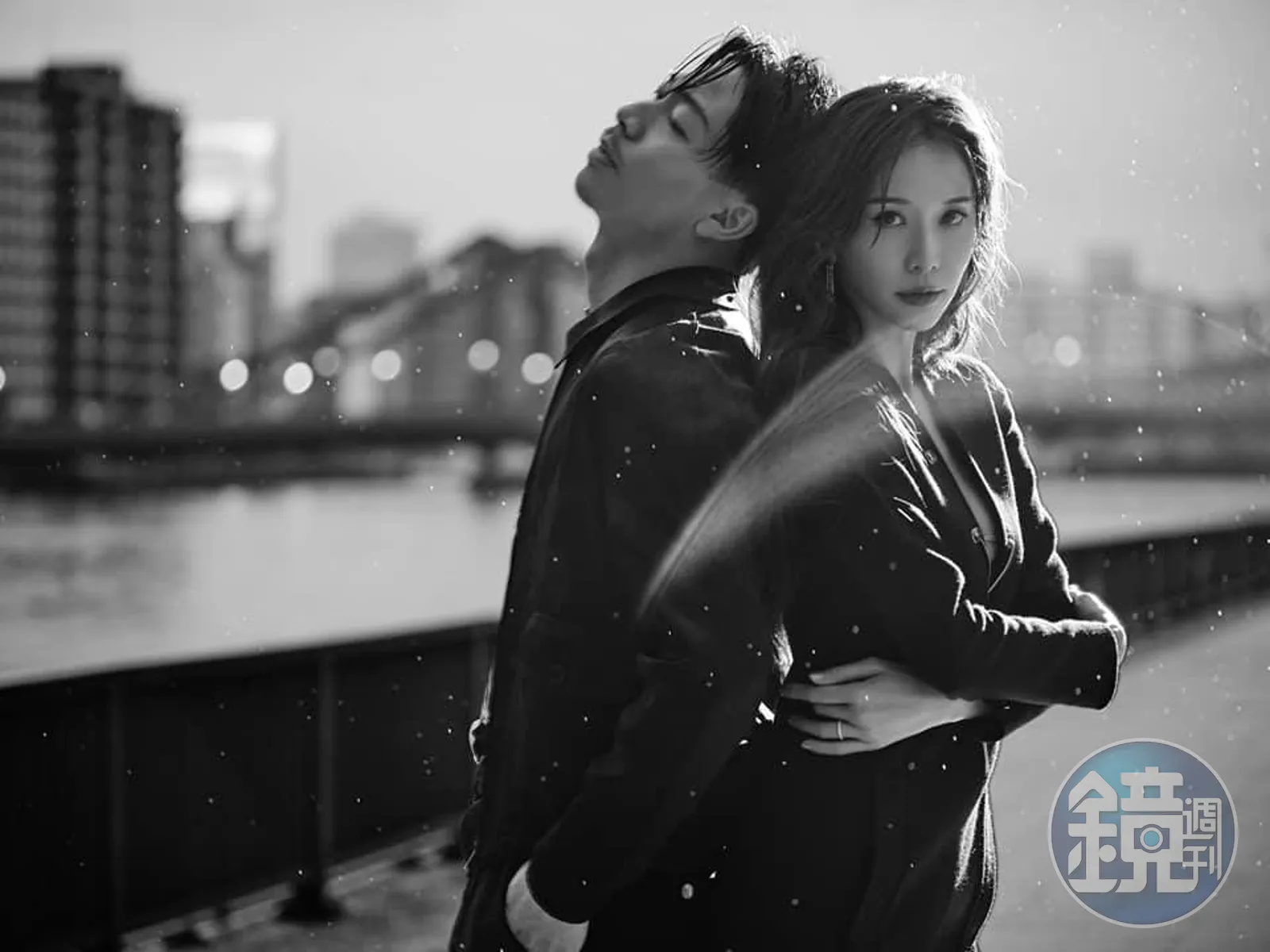 AKIRA在日本節目聊與林志玲的戀愛故事，徹夜通話讓林志玲決定託付終生。（翻攝林志玲FB）