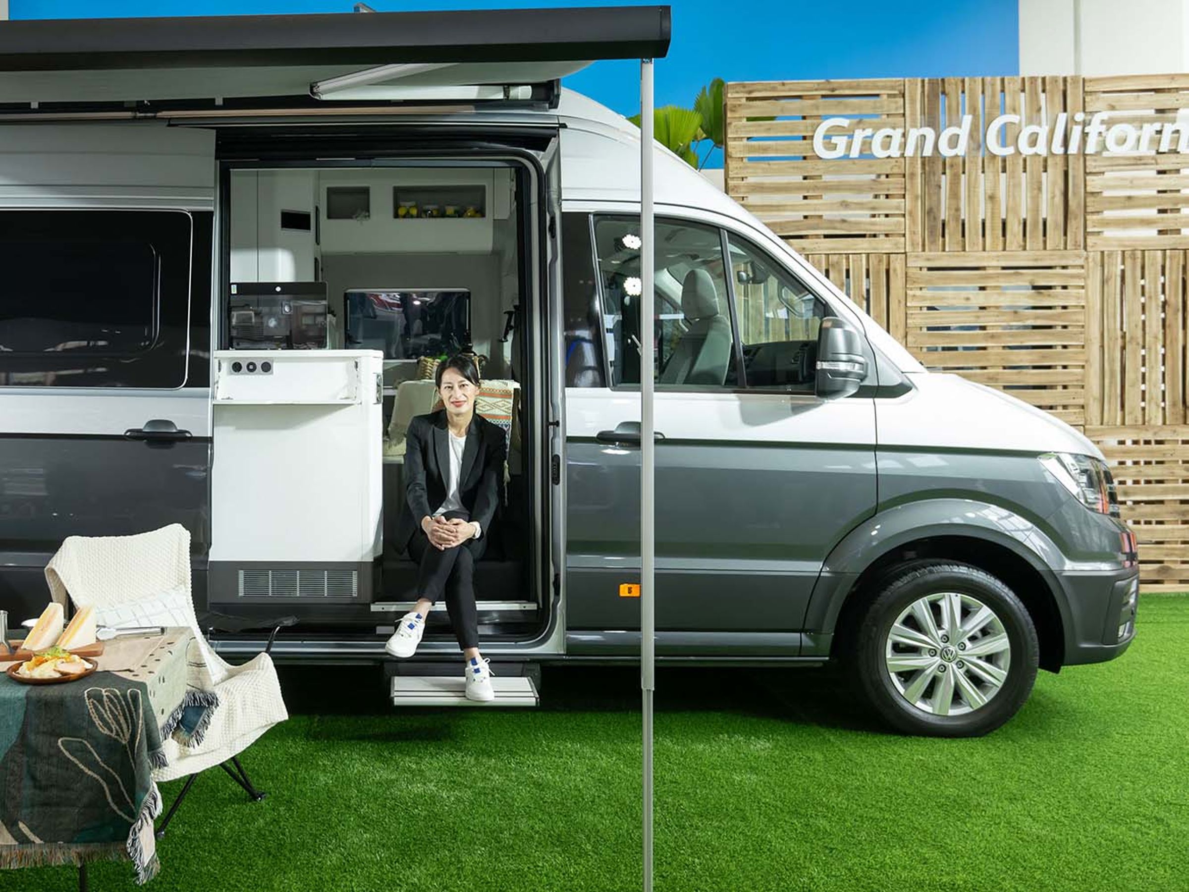 福斯商旅宣布發表旗艦露營車Grand California，建議售價408.8萬。