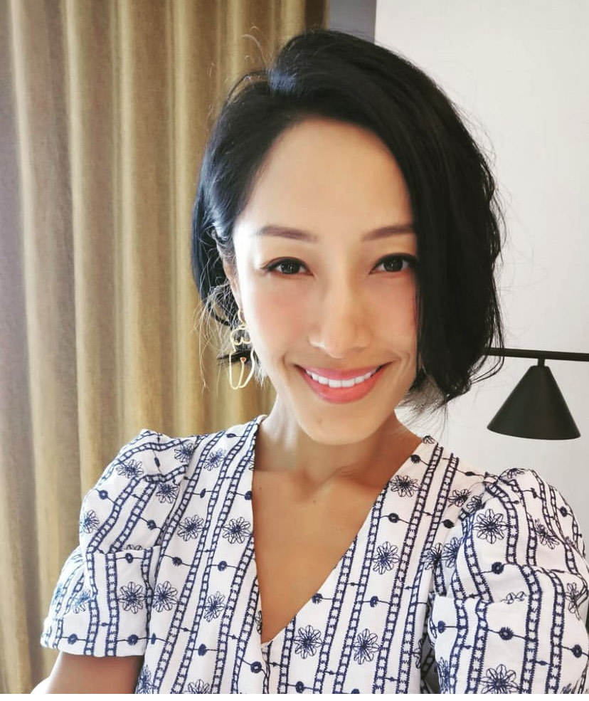 46歲的港星蔣怡,當年以模特兒身分出道,後來轉型改做主持。(翻攝自蔣怡IG)