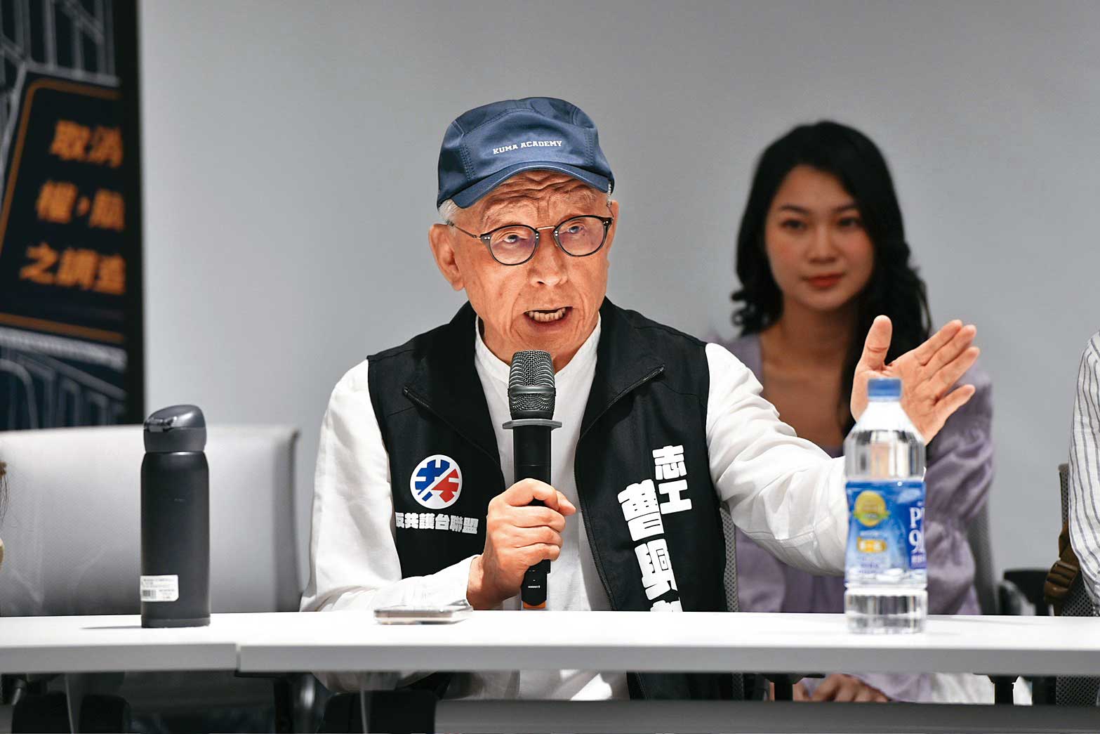 民間罷團指標性人物、聯電創辦人曹興誠（圖）與民進黨祕書長林右昌會面，卻傳出意見不合，2人不歡而散。（鏡報李智為）