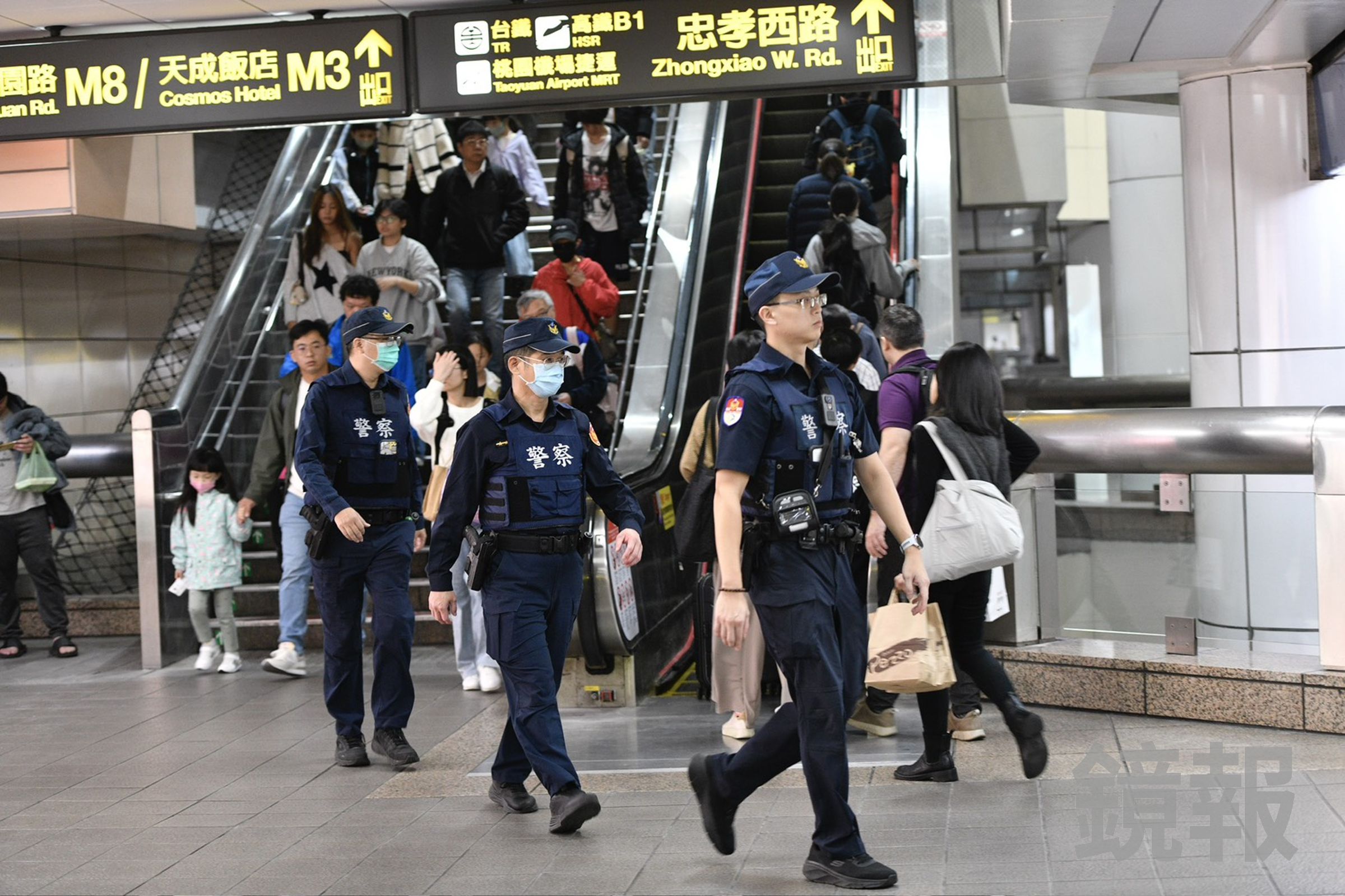 昨日恐怖攻擊案發地已加強警力戒備。（鏡報李智為攝）