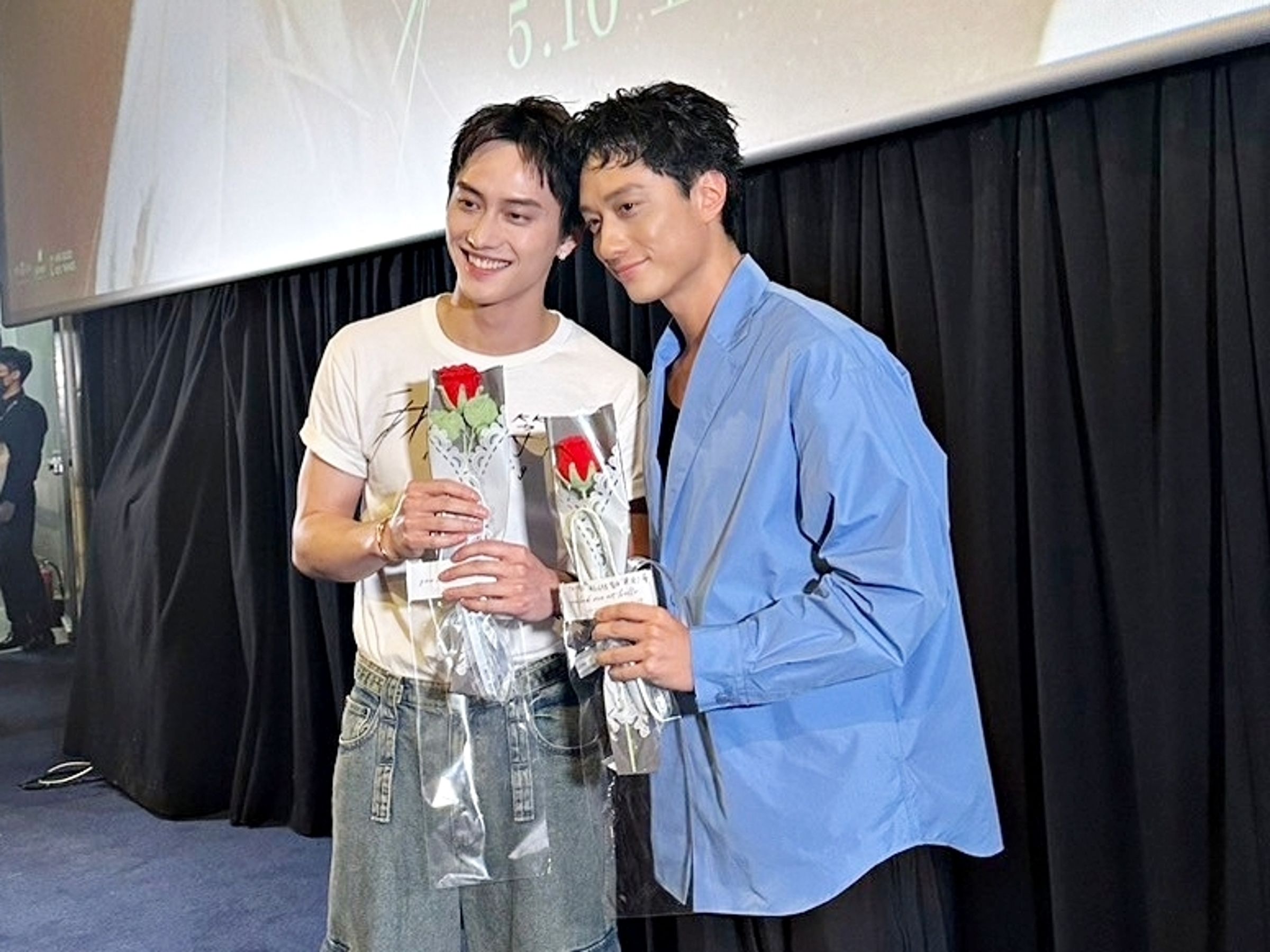 范少勳、劉俊謙在電影《我在這裡等你》上映首日合體連跑四場QA。（抓馬文化提供）