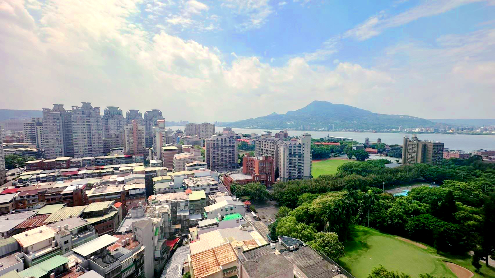 永慶分析新北市年薪百萬內40歲以下青年所青睞的前十大購屋熱區，其中淡水區最受歡迎。