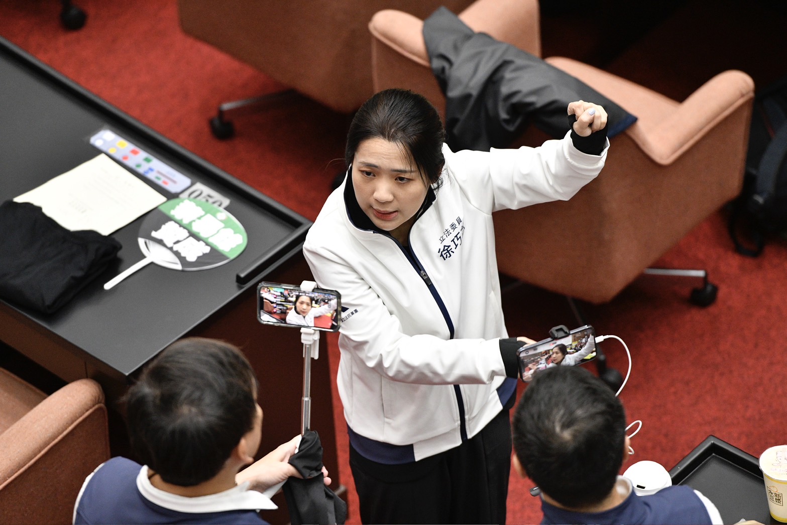 徐巧芯去年5月受訪時喊出「大罷免時代」，被認為是最早喊出大罷免的代表人物。（本刊資料照）