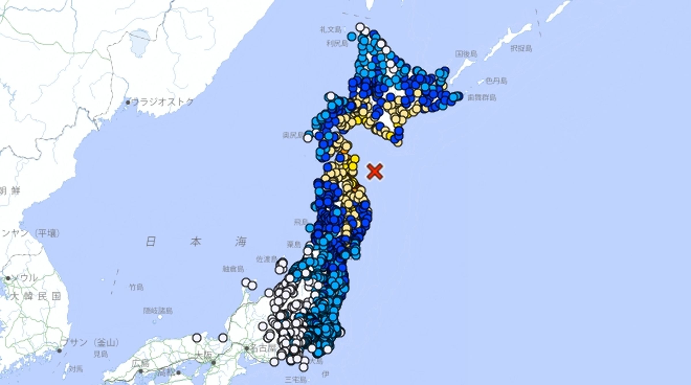 日本深夜「規模7.6強震」。（翻攝自日本氣象廳官網）