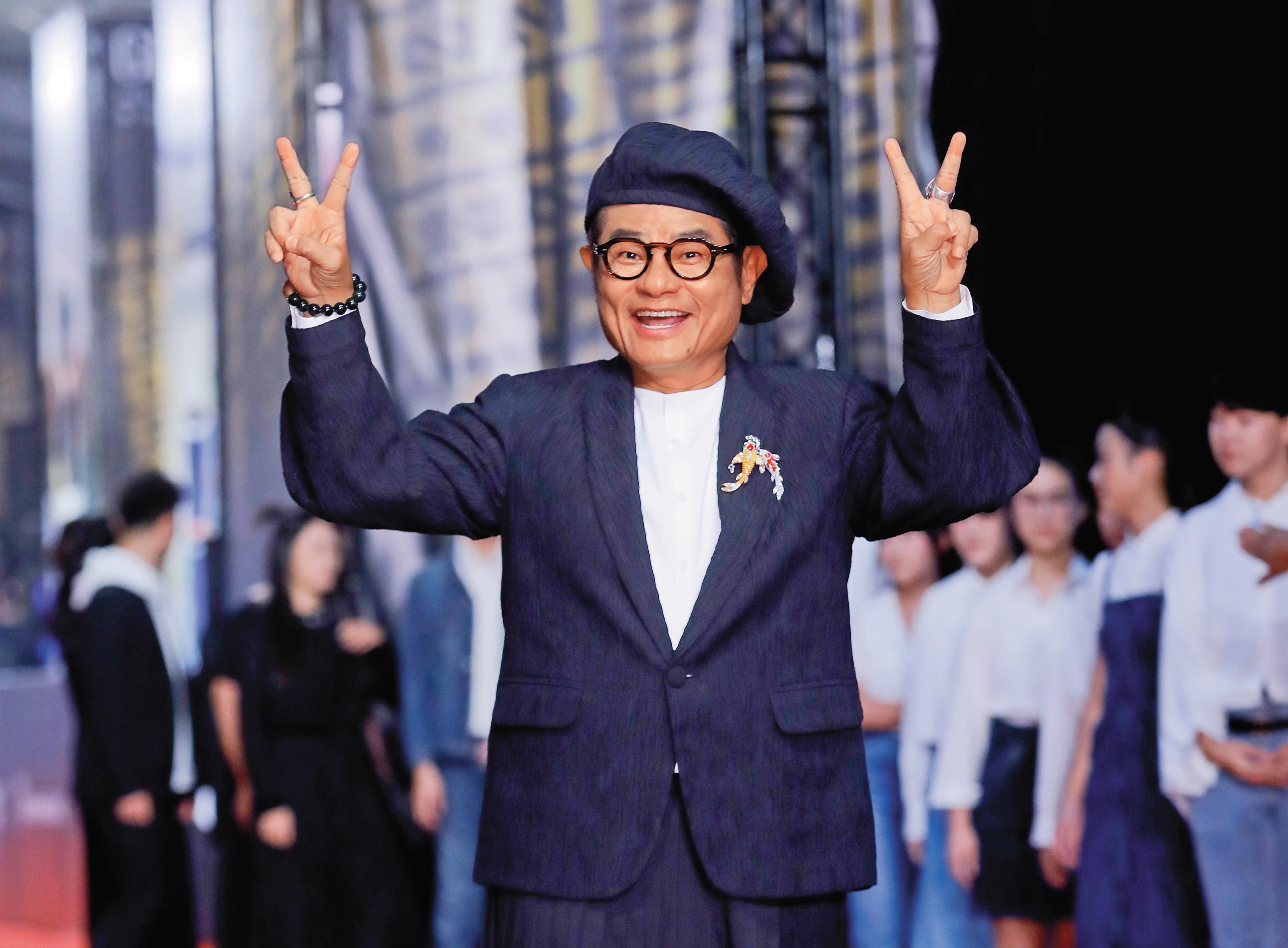 許效舜年過六旬才開始走老運，近日傳出電視台為他再開新節目，最快9月開錄。