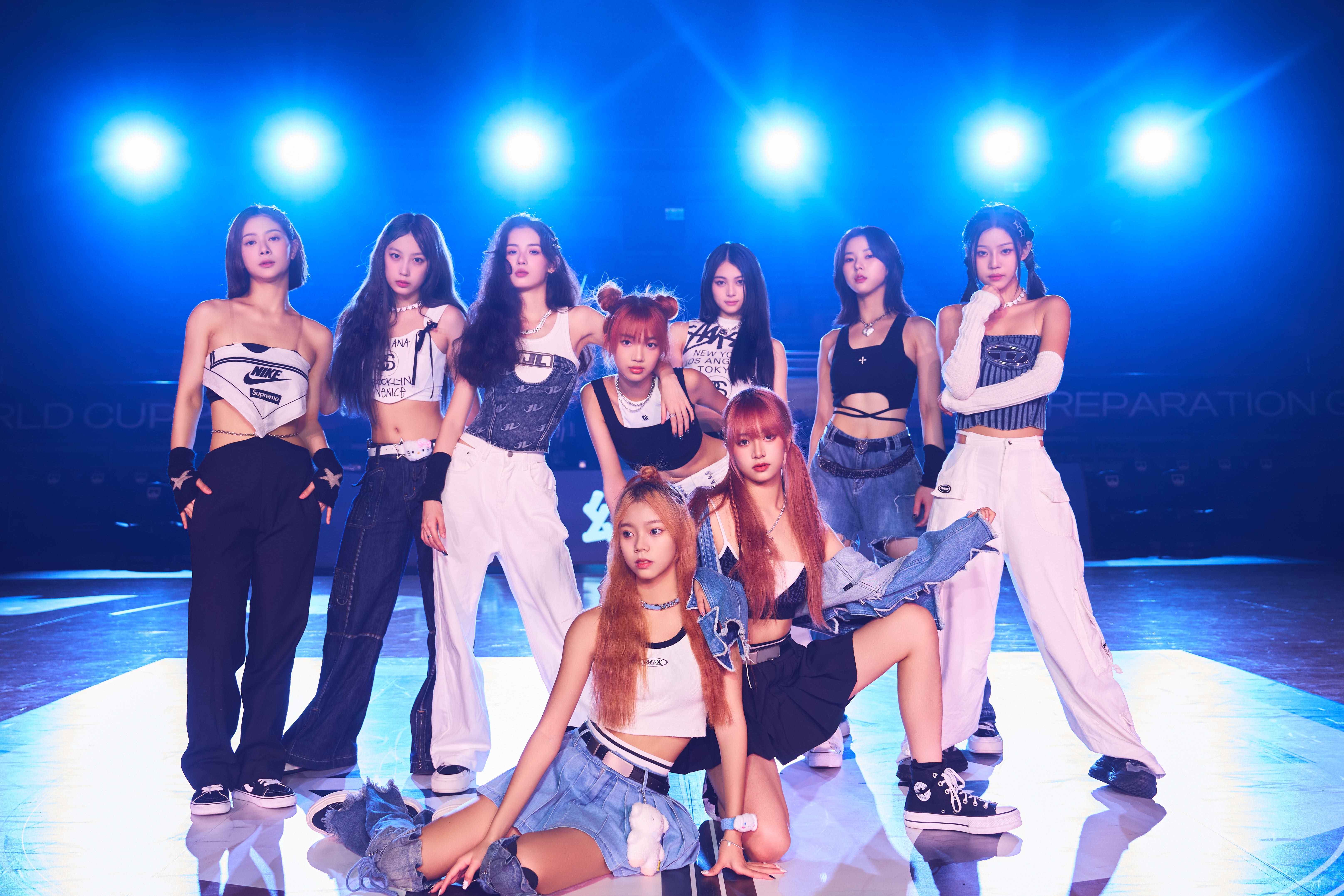 從《未來少女》節目受注目，幻藍小熊（GENBLUE）將推出出道紀念專輯《FOR YOU》。（天空娛樂提供）