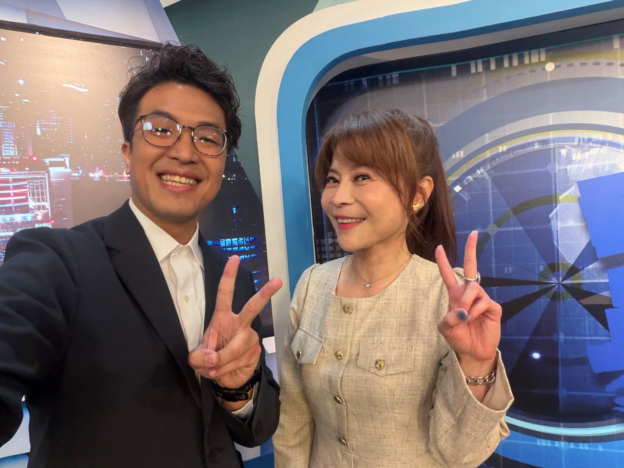 沈伯洋昨在《少康戰情室》和趙少康、錢怡君等人「直球對決」,引發各界關注。(翻攝自沈伯洋臉書)