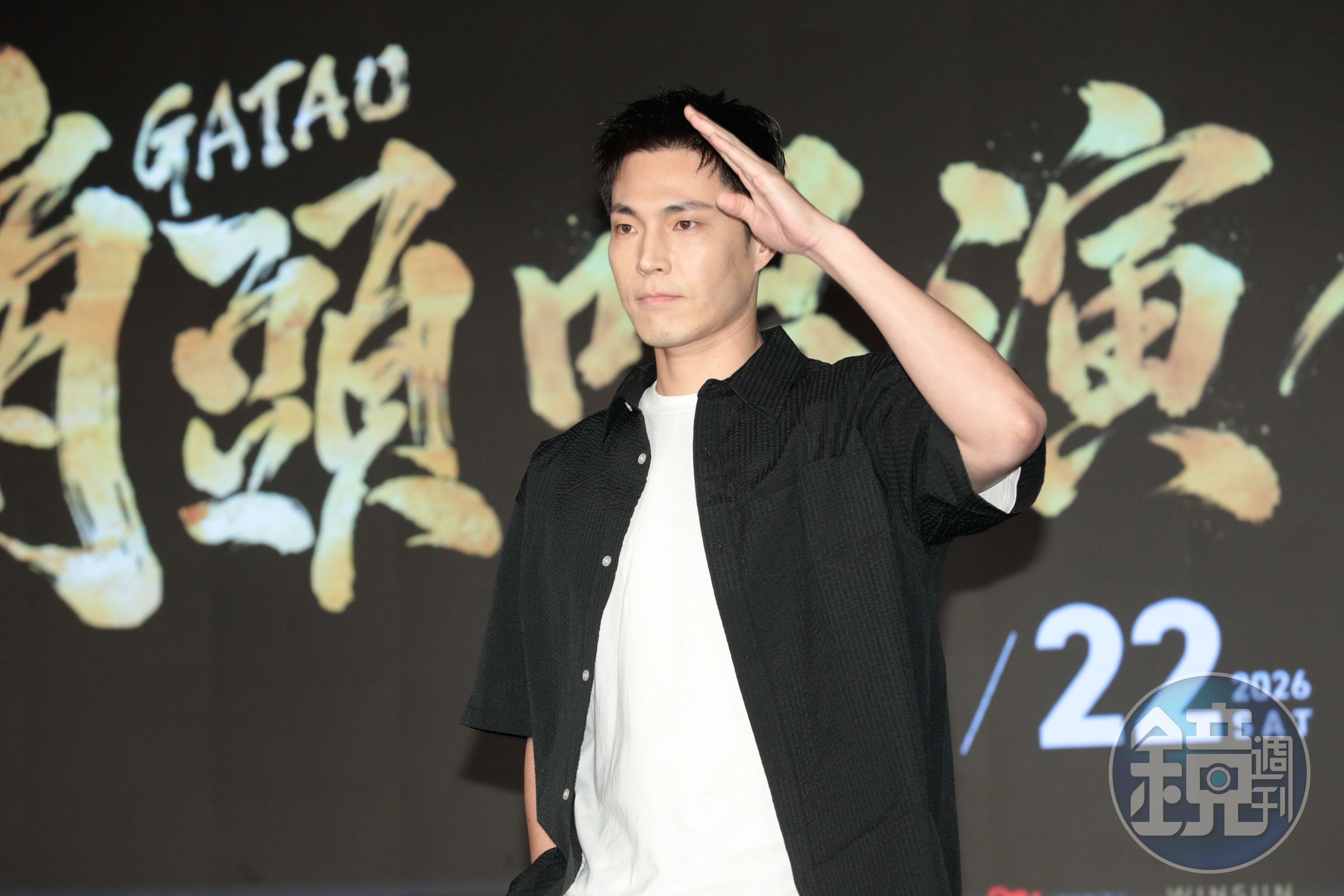 唐振剛今（14日）出席角頭唱演會記者會，對於逃兵他表示該面對就面對。