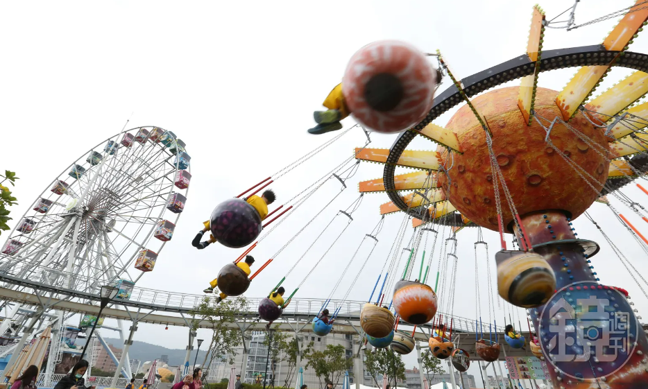 「兒童新樂園」美食街爆食安危機。
