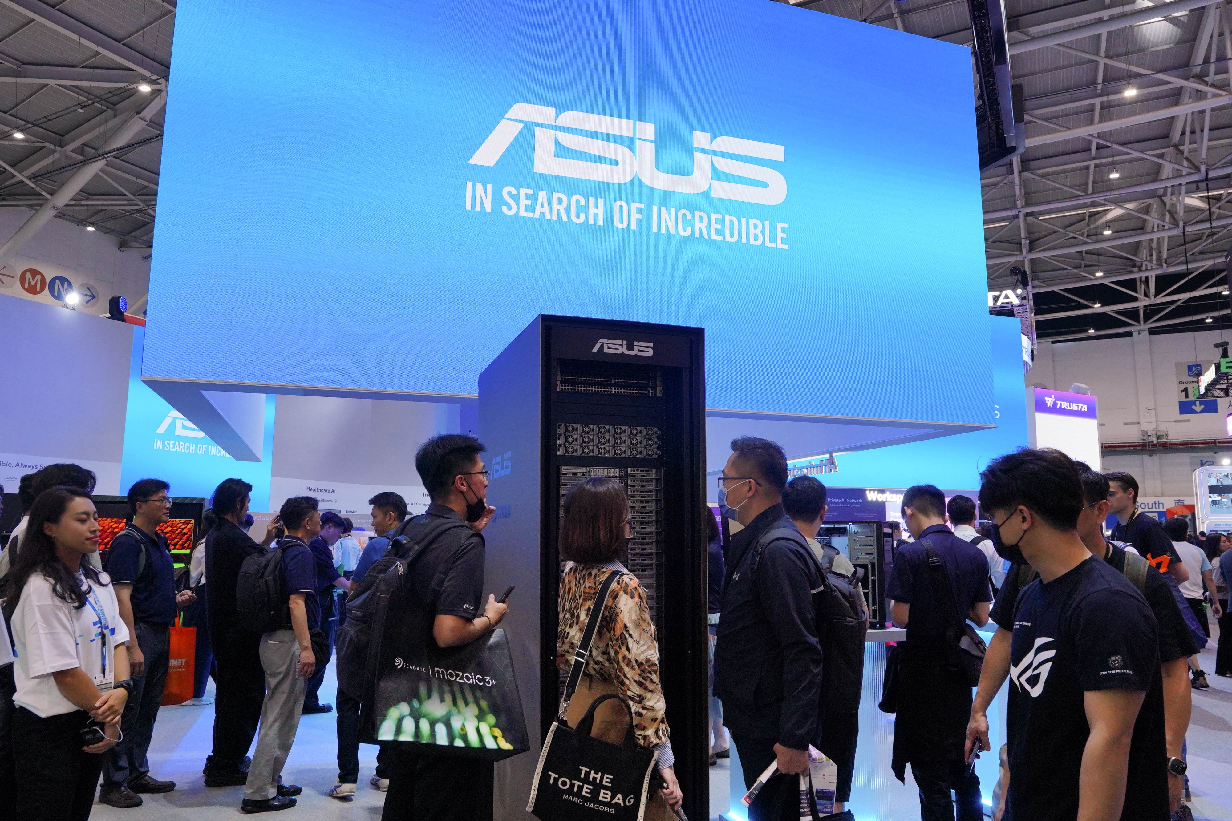 華碩驚傳遭駭客勒索，傳出勒索軟體集團Everest在暗網宣布入侵華碩內部系統。