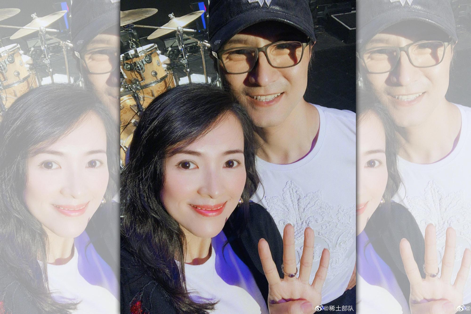 章子怡和汪峰結束8年婚姻，2021年時黃安就出面爆料，但遭到否認。（翻攝自章子怡微博）