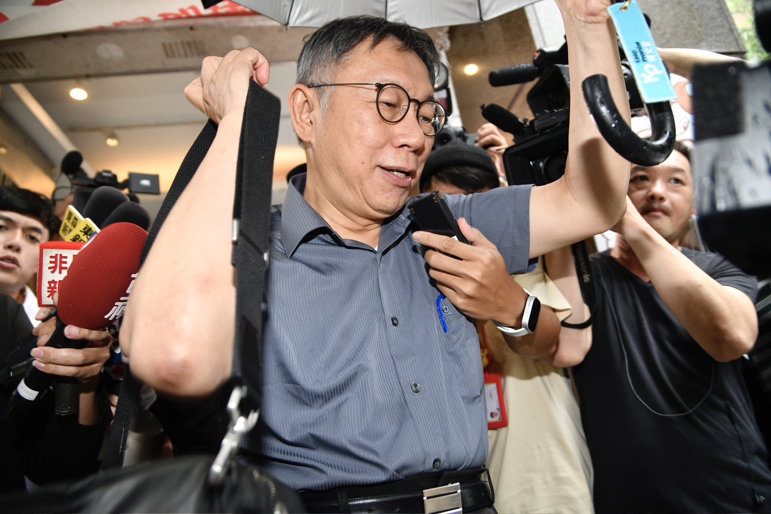 是否比較傾向不要開鍘黃珊珊，柯文哲受訪回應，辭職走人最簡單，「留下來善後比較困難」，不過他也強調「該處分的要處分」。（本刊資料照）