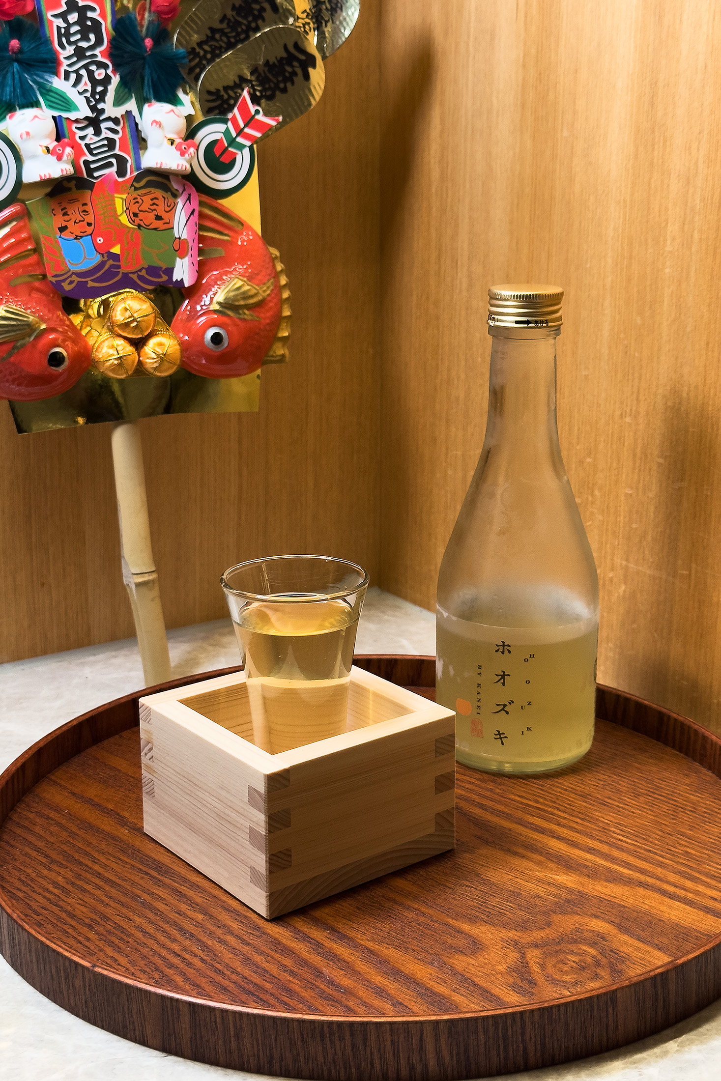 店內的清酒與果實酒多為集團自行進口,提供販售單杯與小瓶。