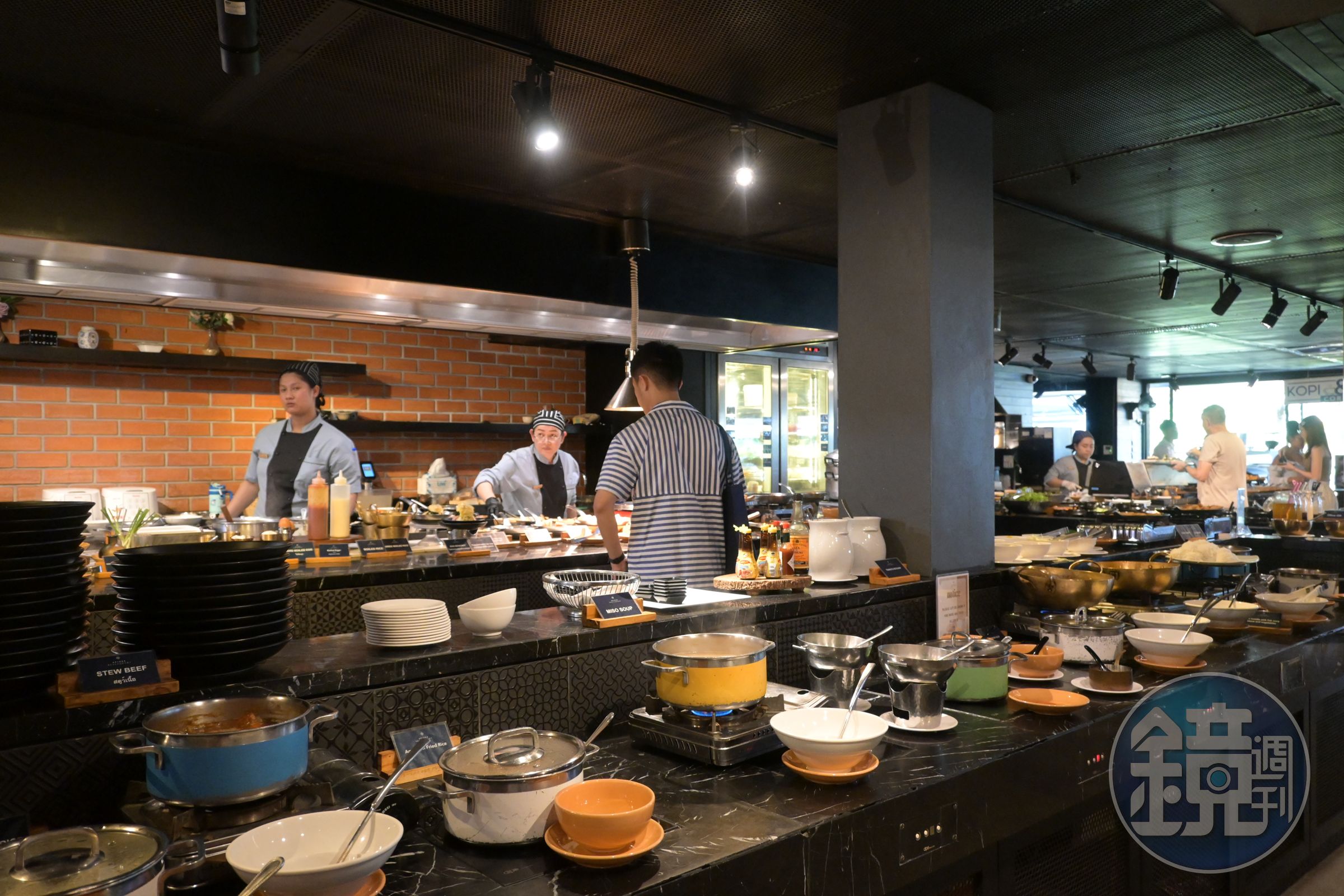 餐廳到了早晨變成早餐Buffet,選擇同樣很澎湃。