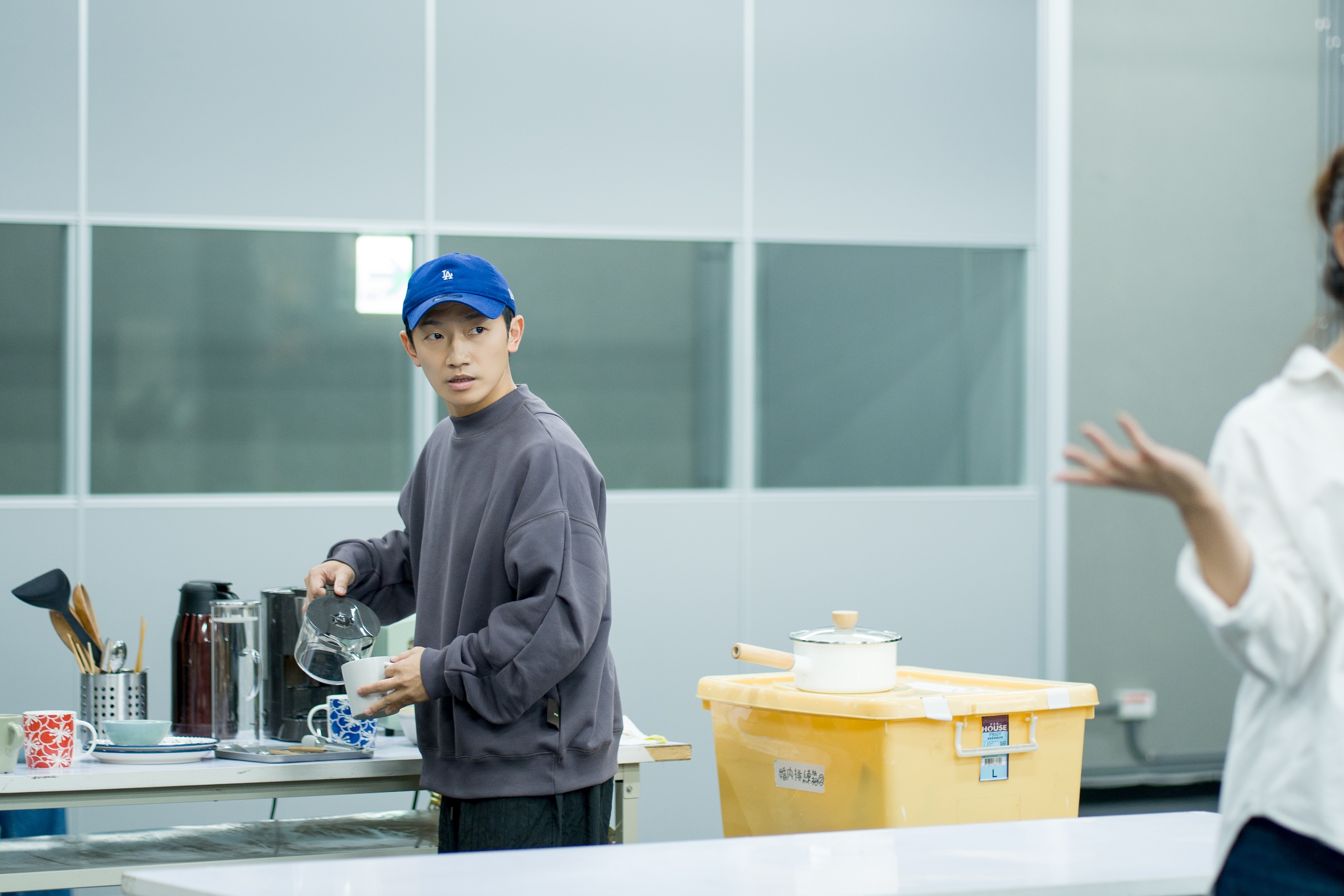 在《婚內失戀》中,蔡昌憲感受著,與一半從soulmate變成roommate的夫妻心事。(艾彼新創股份有限公司提供)