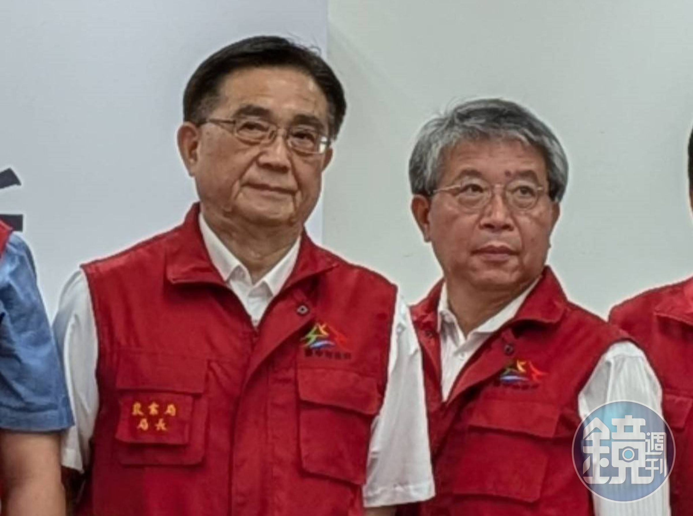 中市政府農業局長張敬昌(左)、環保局長陳宏益(右) 。(鄧玉瑩攝影)