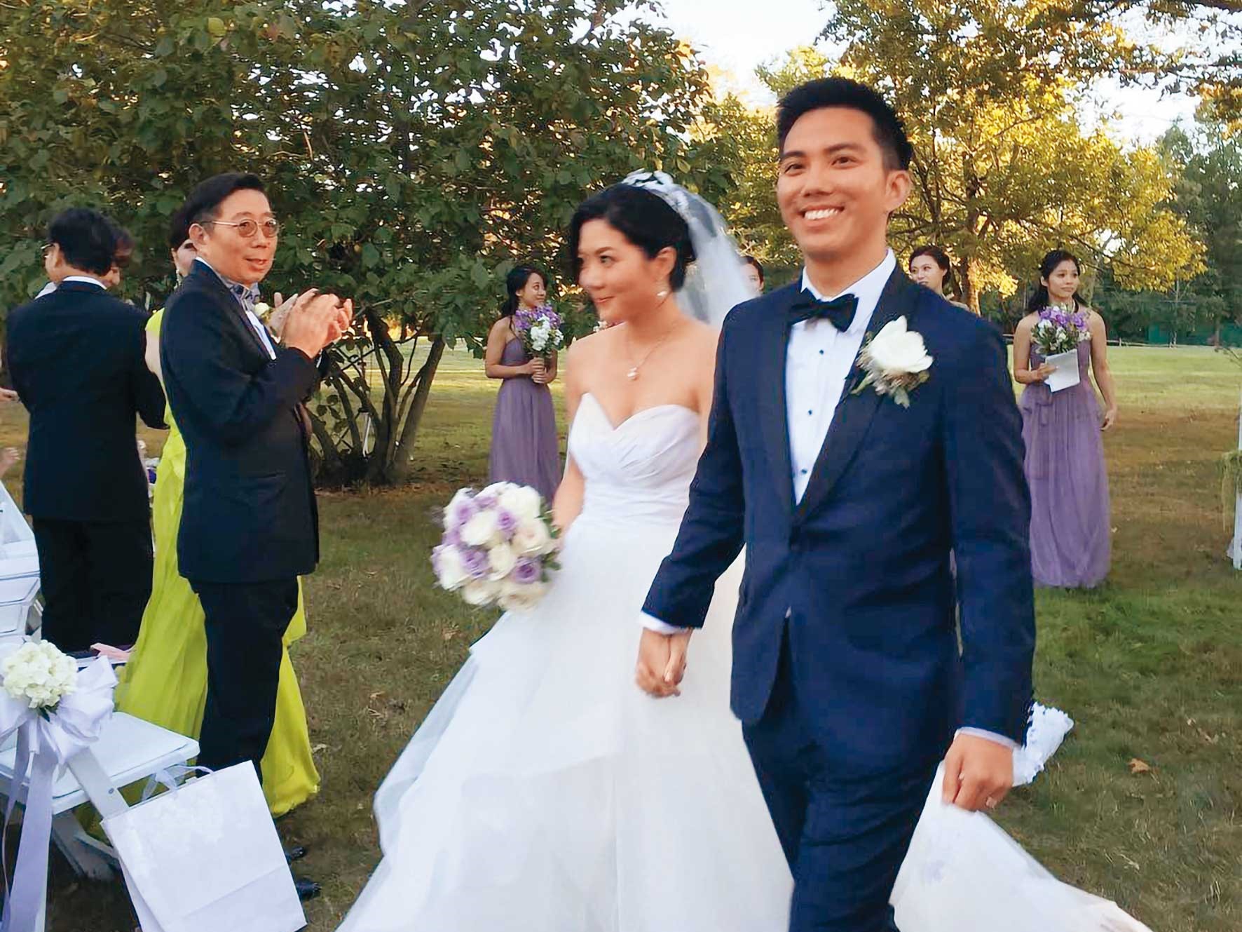 2016年周佳歐與蔡承媛在紐約舉辦婚禮，夫婦倆鶼鰈情深。（翻攝IG）