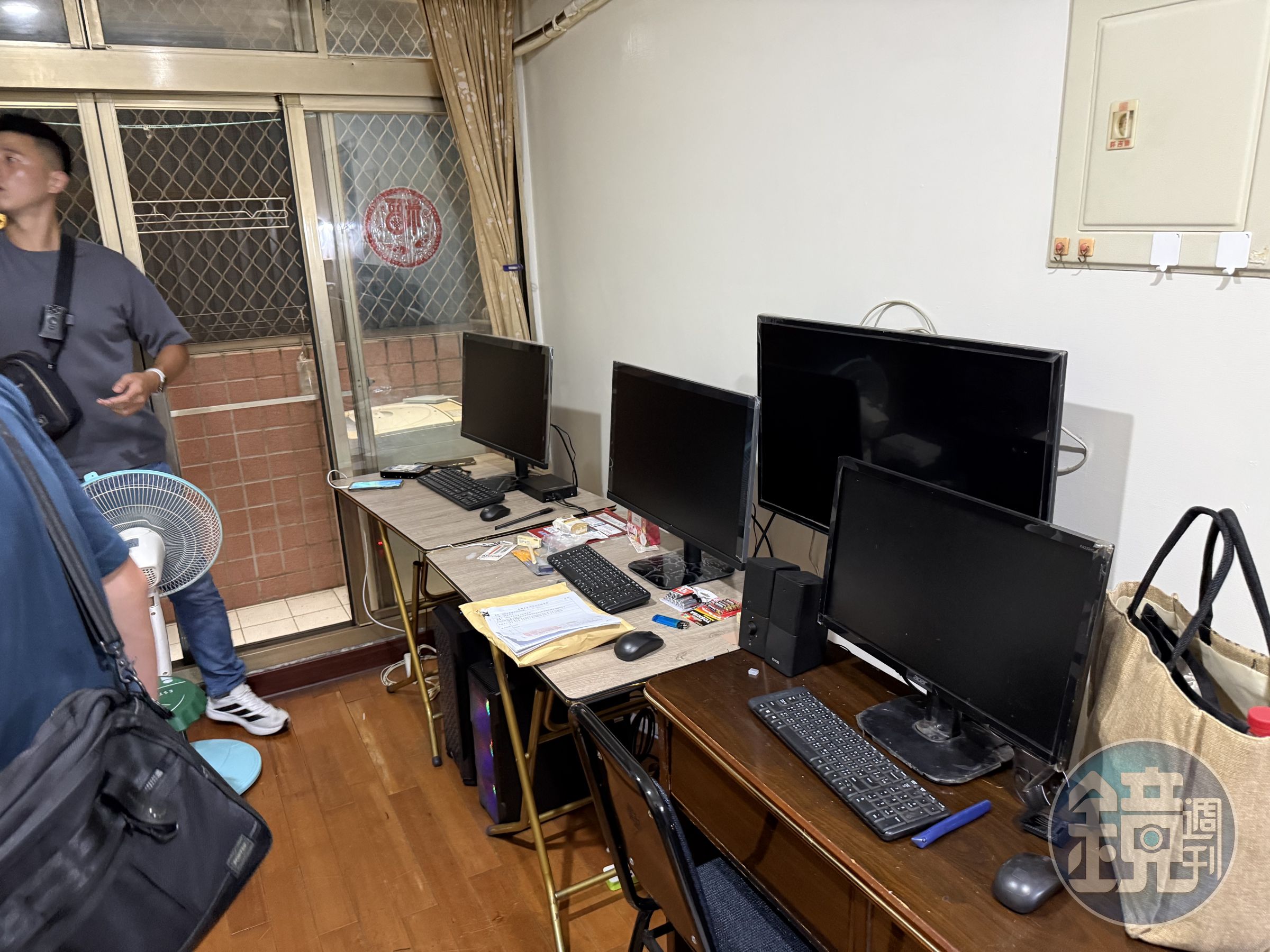 檢警發動數波搜索拘提行動。(刑事局提供)
