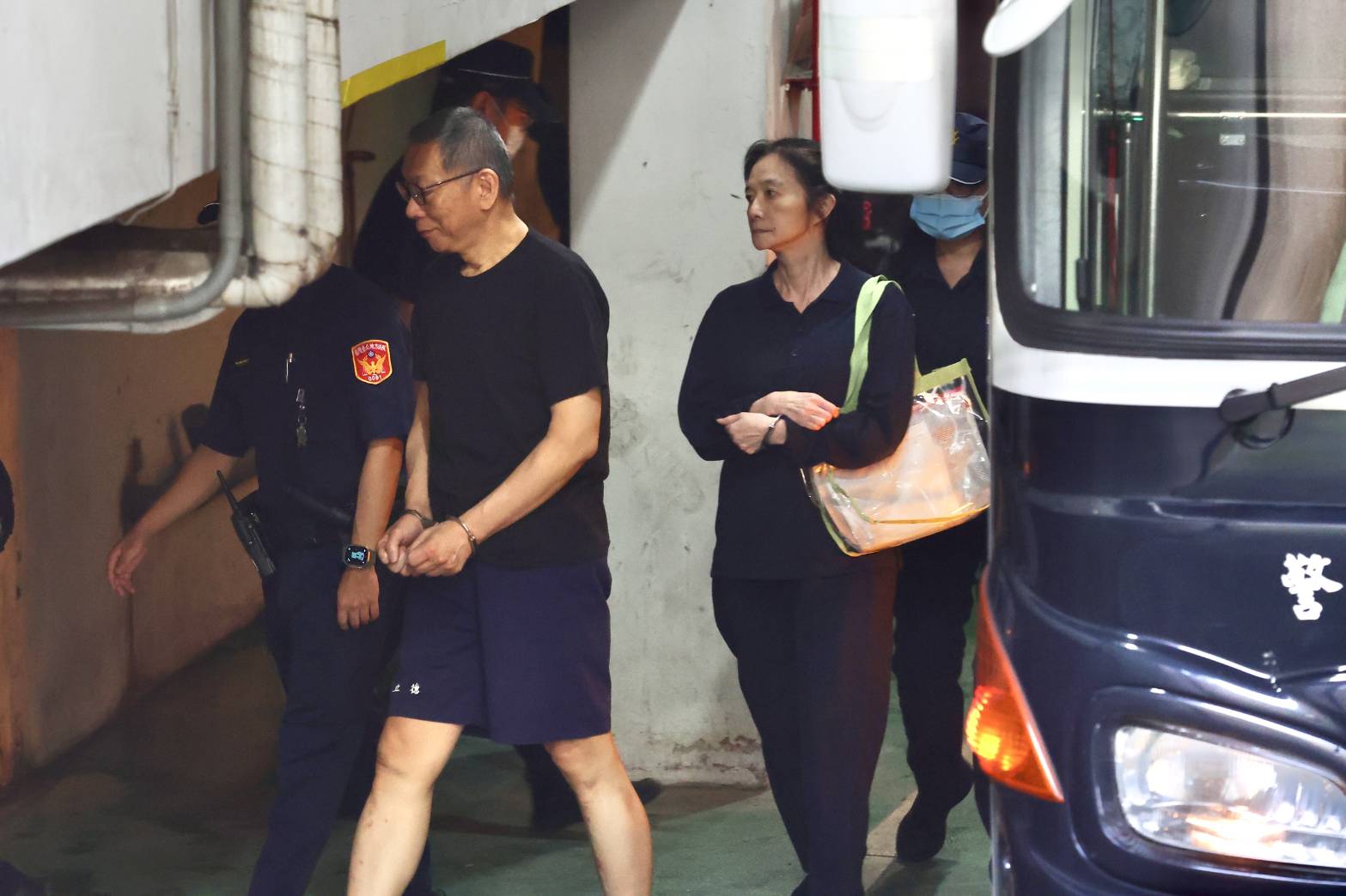 檢察官提出柯文哲親筆下紙條給彭振聲「加速京華城行政程序」，打臉柯文哲對京華城案沒指示、不知情有關。（鏡報林煒凱）