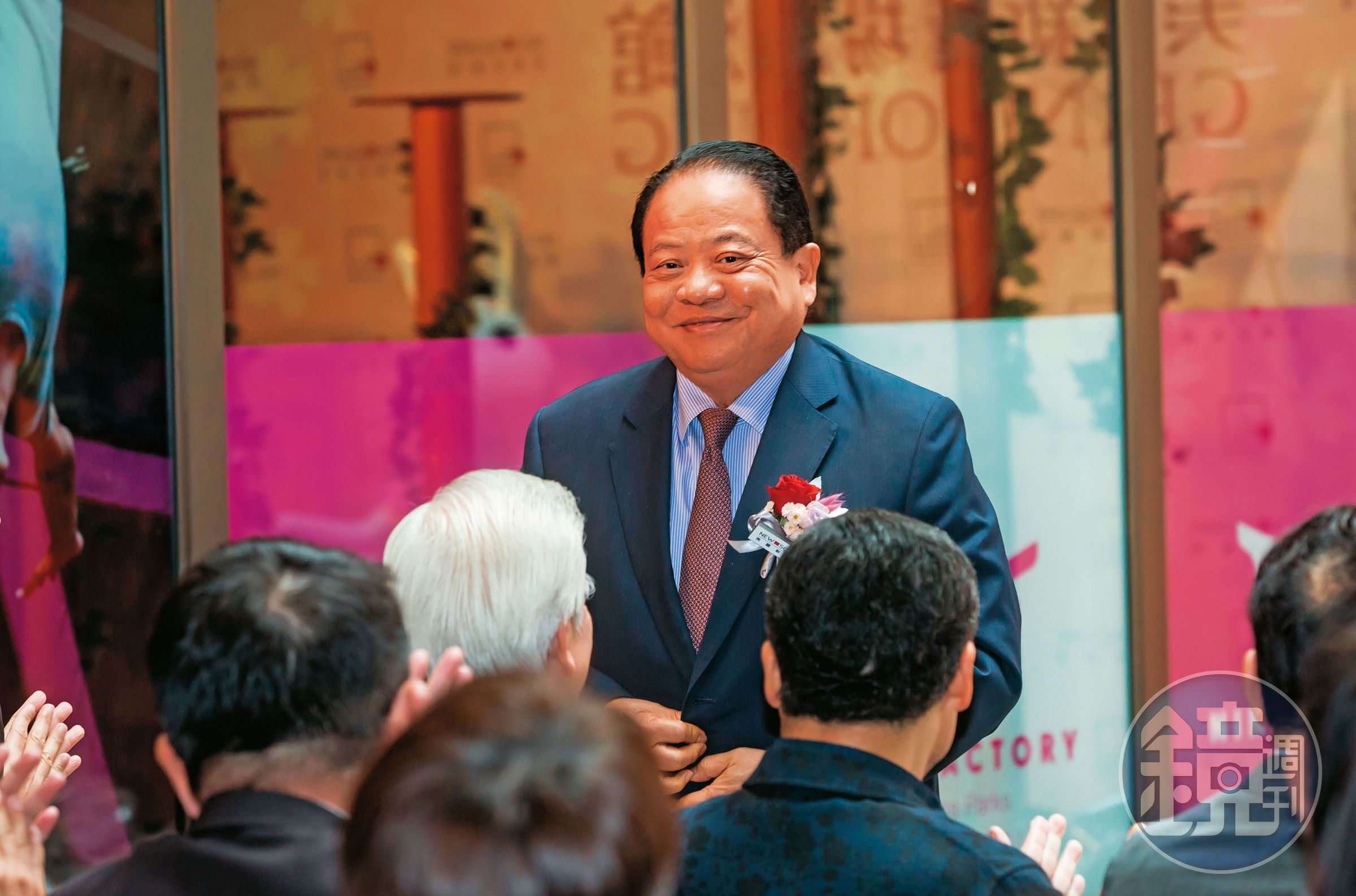 新東陽集團總裁麥寬成(圖)獨資成立的昇陽建設爆出都更糾紛。