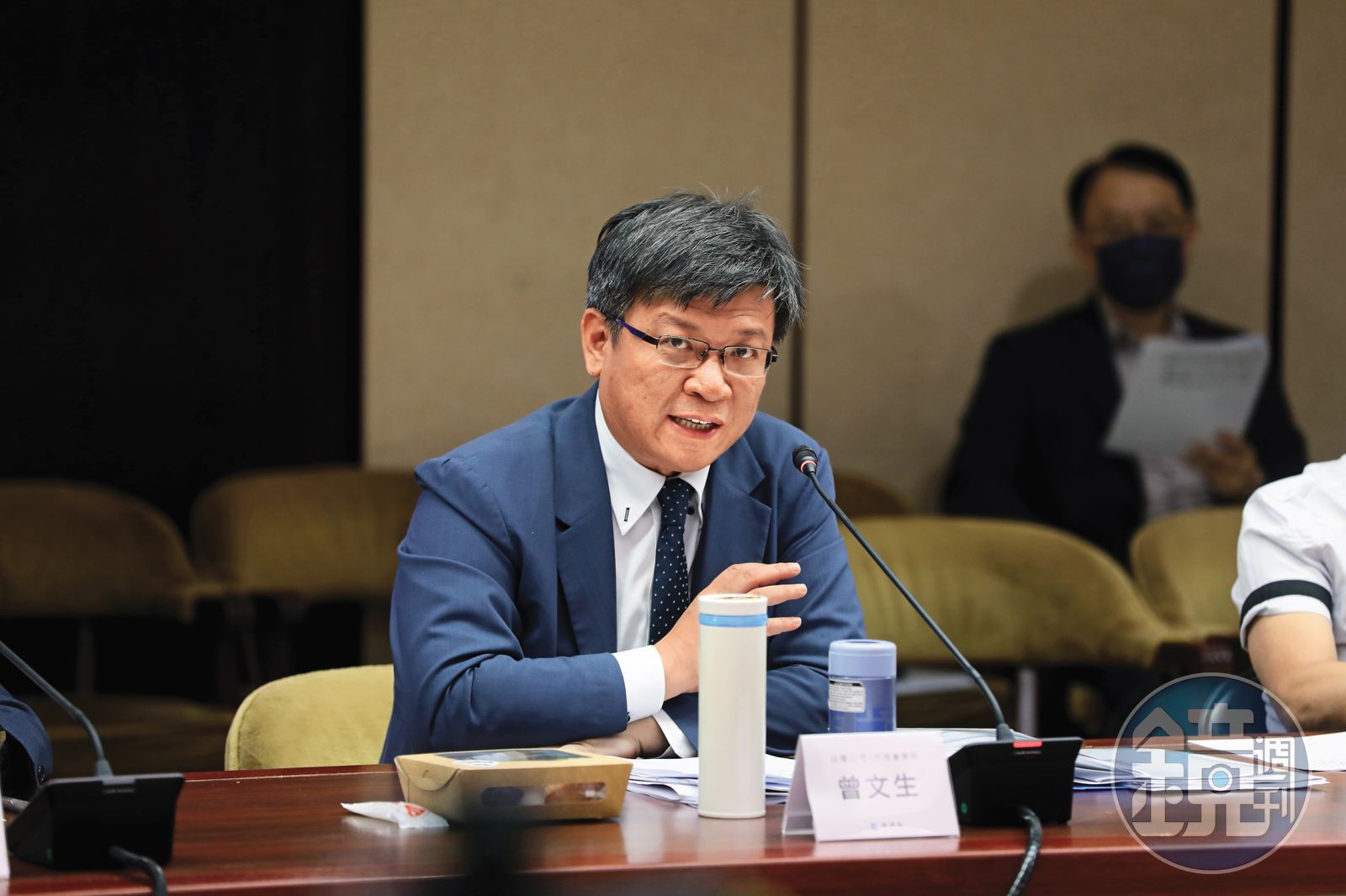 台電董事長曾文生被立委要求減少煤炭發電比例，他直言不可能
