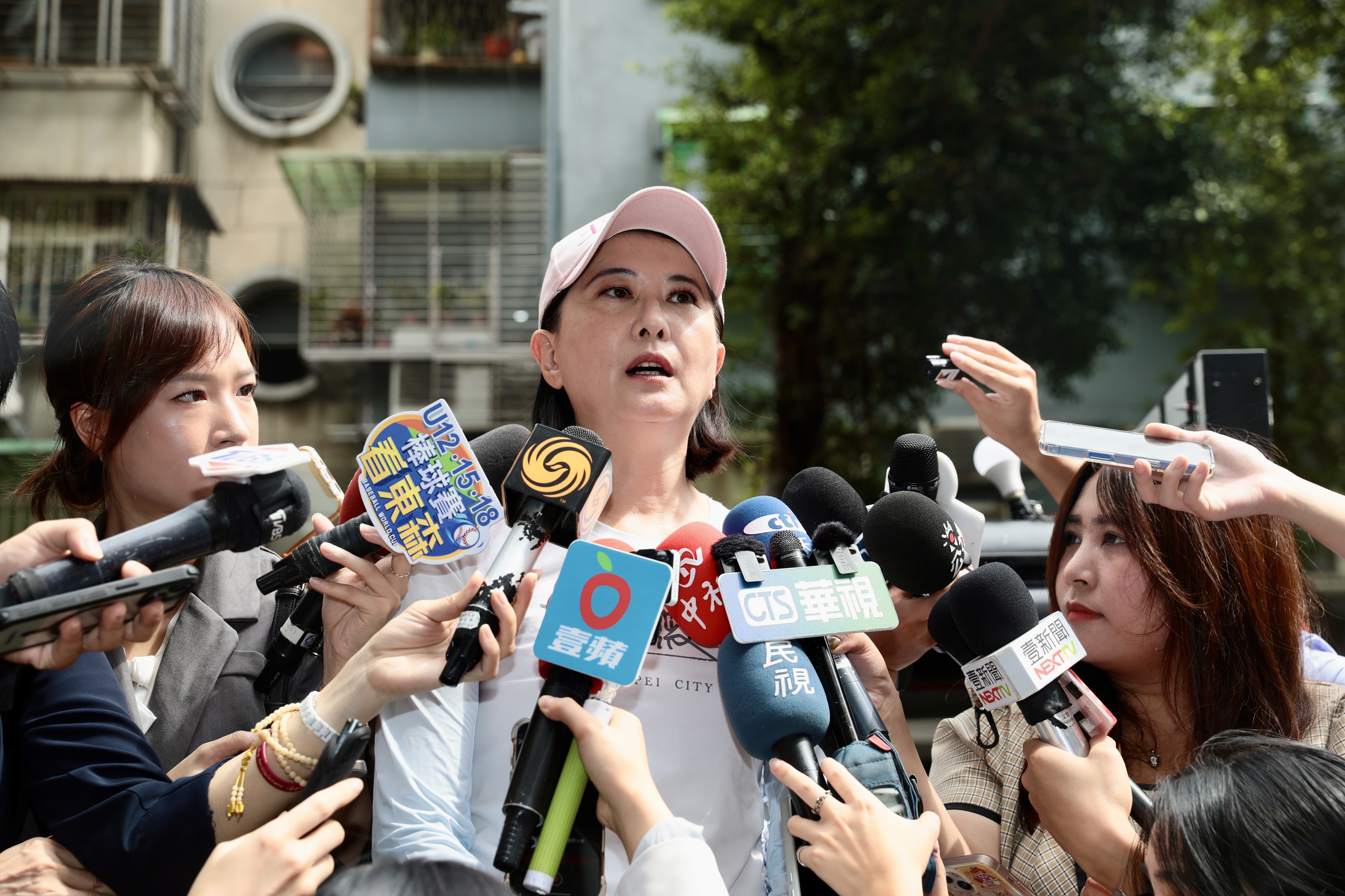 王鴻薇回應本刊報導，怒批「配合司法追殺、波及基層助理」，強調自己與黃國昌無任何往來。（資料照 / 鏡報林煒凱攝）