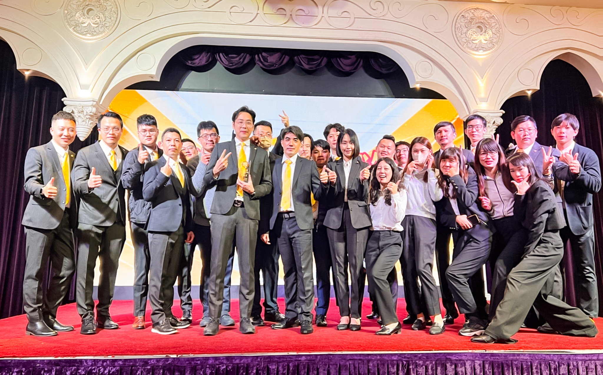 永慶不動產台中勤美園道加盟店靠聯賣與科技工具，達成第一季3500萬業績，刷新開幕以來紀錄。