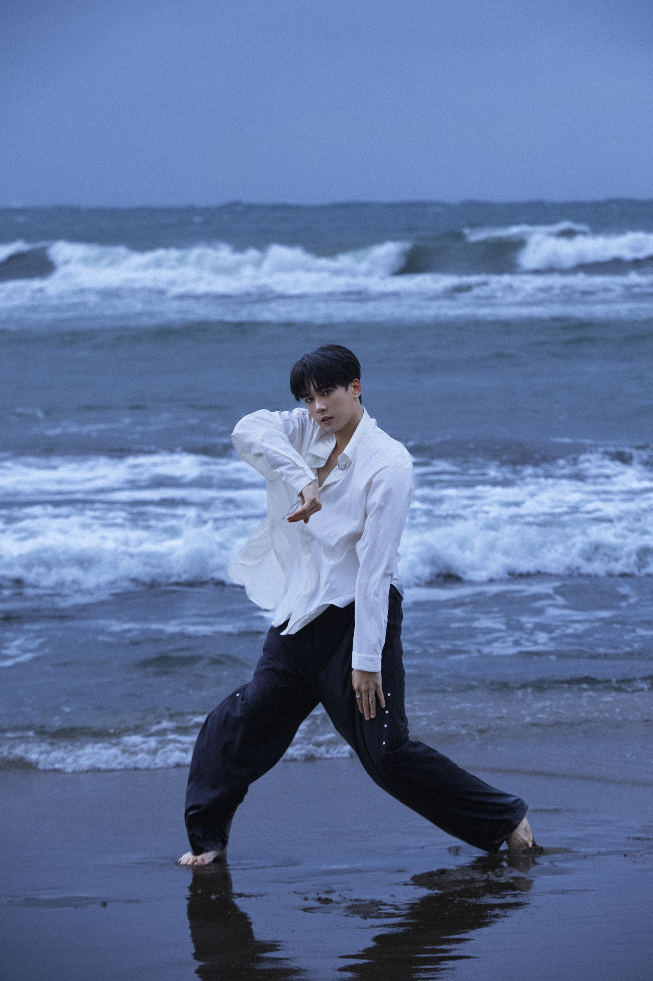  周祖安全新單曲〈不想再讓你哭〉，3/27單曲+MV上架。（索尼音樂提供）