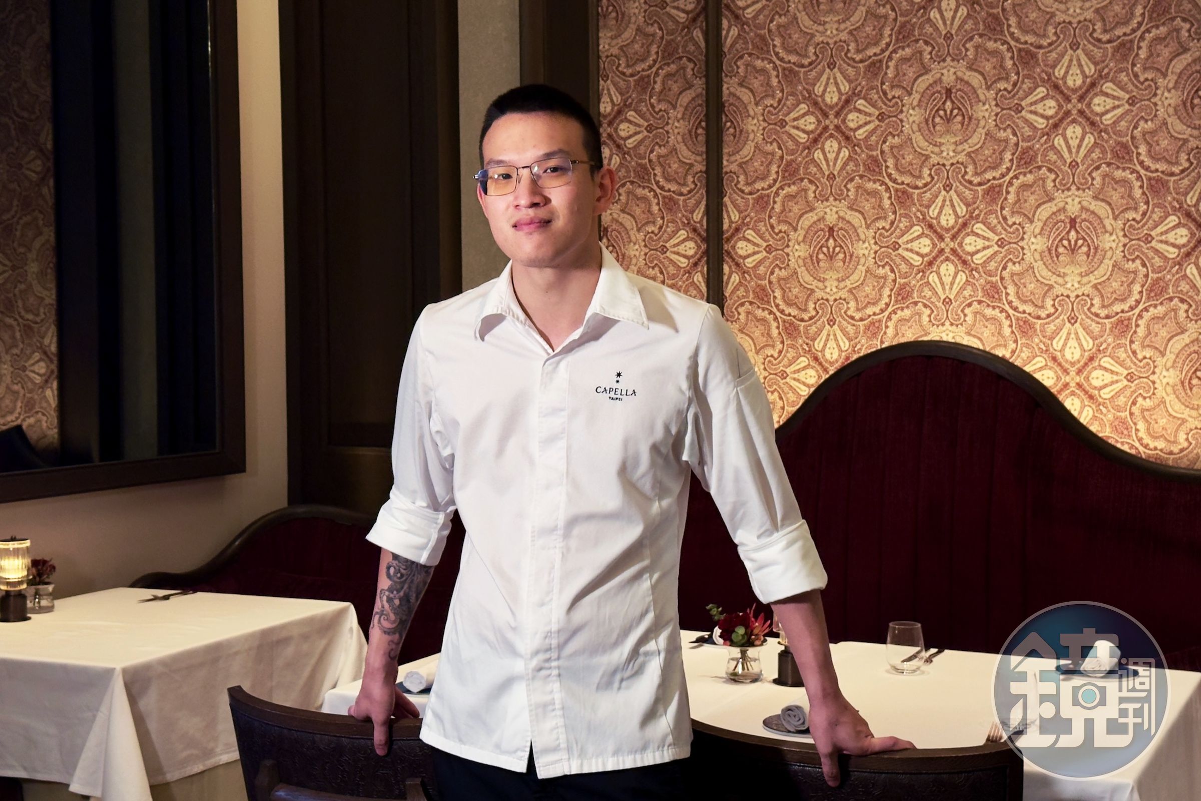 主廚吳澔（Grant Wu）曾歷練紐約米其林三星與曼谷二星餐廳，累積深厚法式料理技藝，也為焰28注入全新風味與生命力。