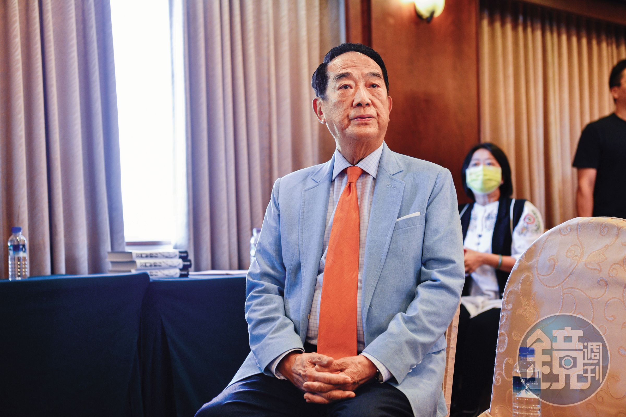 親民黨主席宋楚瑜（圖）曾在赴中訪問前與時任總統陳水扁會談。圖為宋楚瑜著作《公門好修行》發表會。