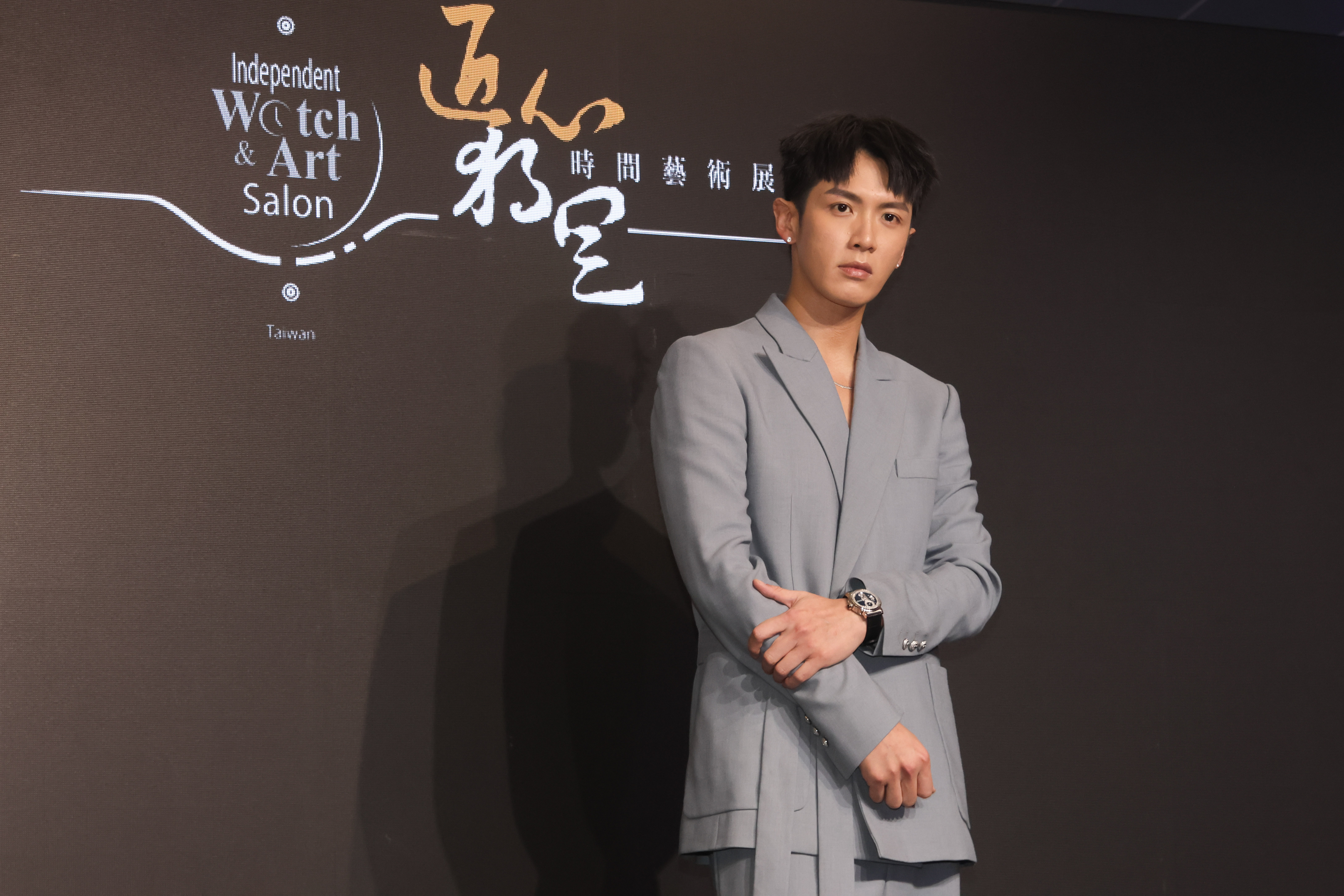 柯震東出席手錶活動，透露金鐘獎之後將會為戲增肥，且幅度達10幾20公斤之多。