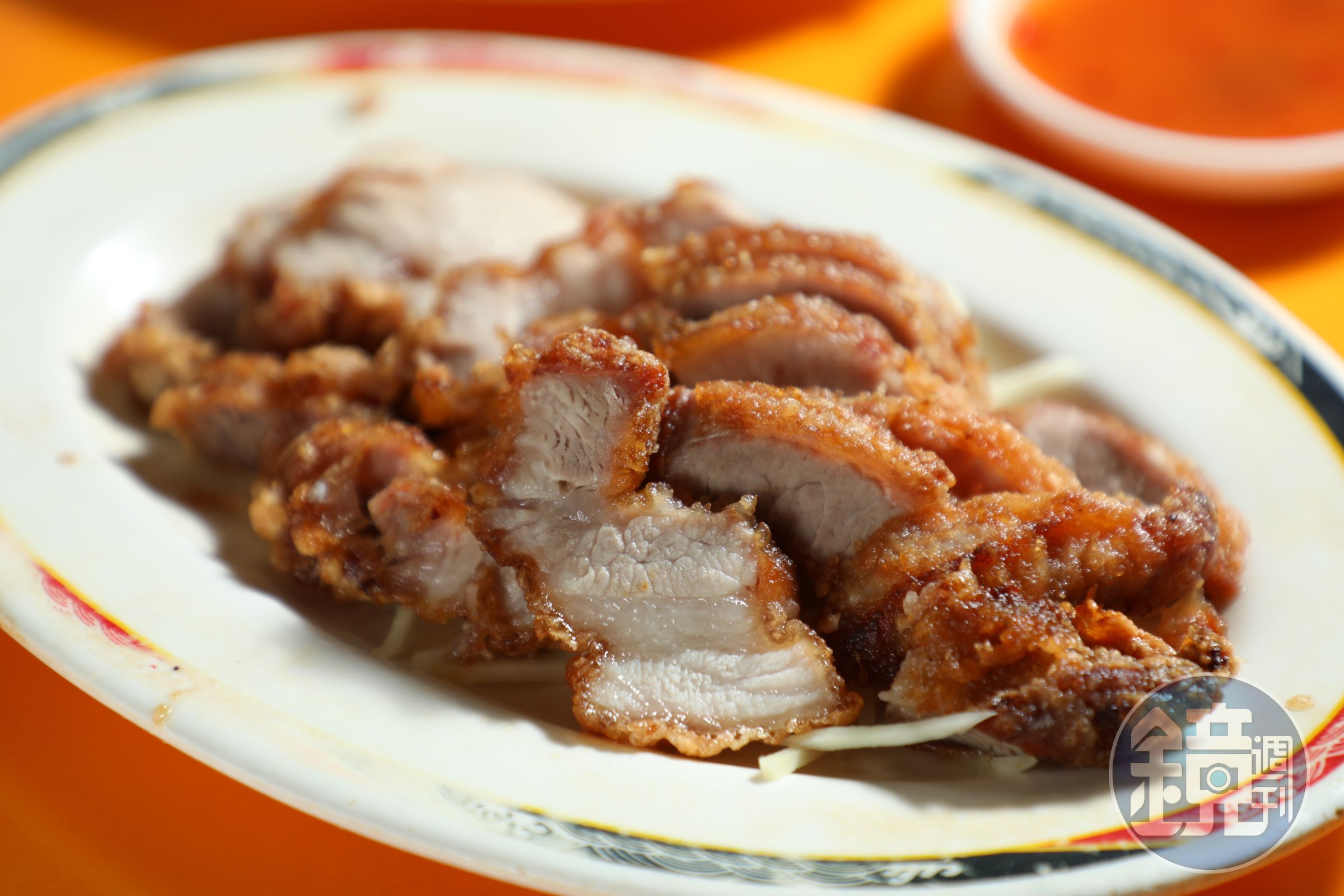 我最愛的「紅燒肉」，皮脆肉嫩，還是老店做得夠味。（100元／份）
