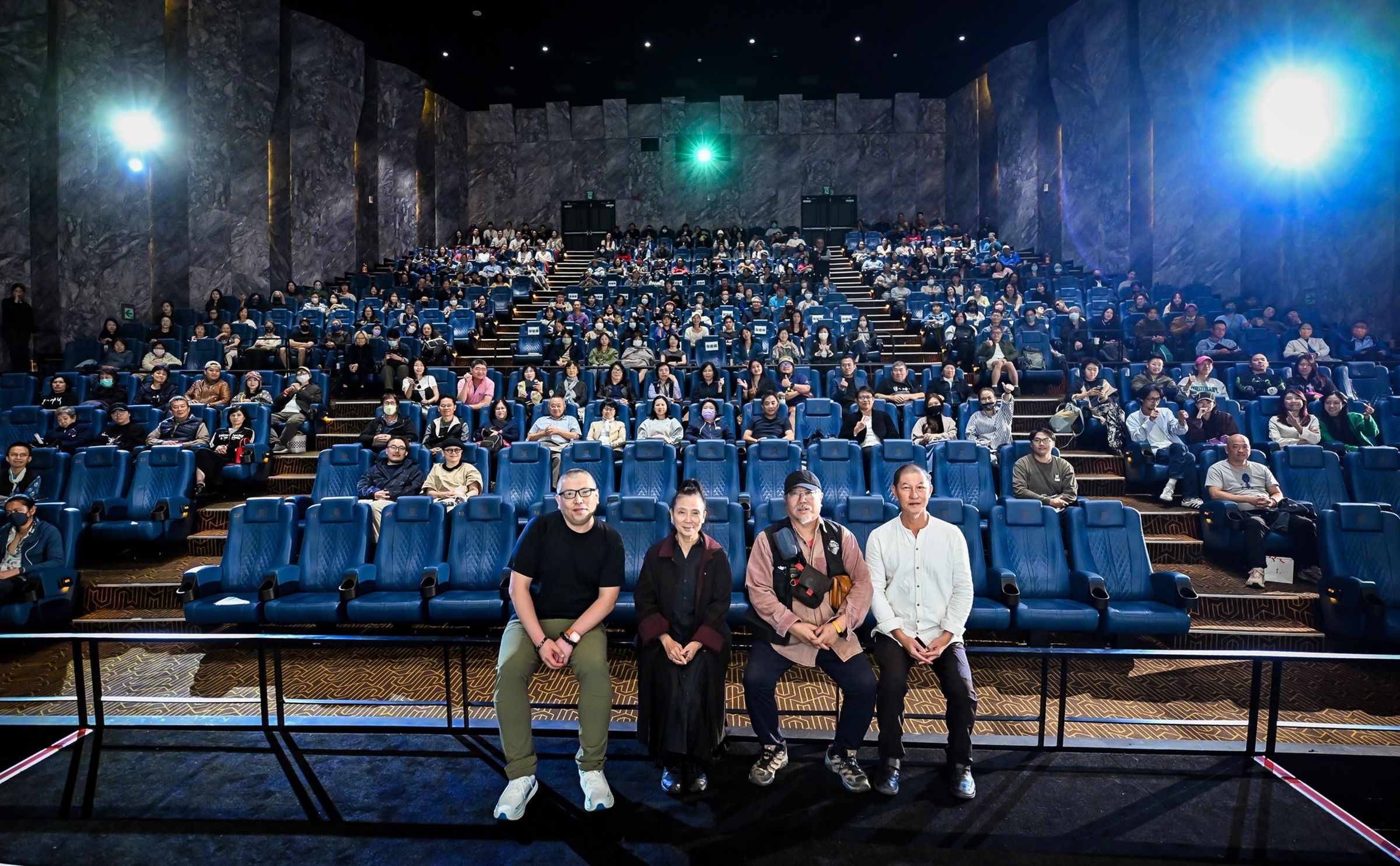監製王師(左起)、劉若瑀、導演陳懷恩、藝術總監黃誌群出席《非想非非想》台北媒體試片場。(牽猴子提供)