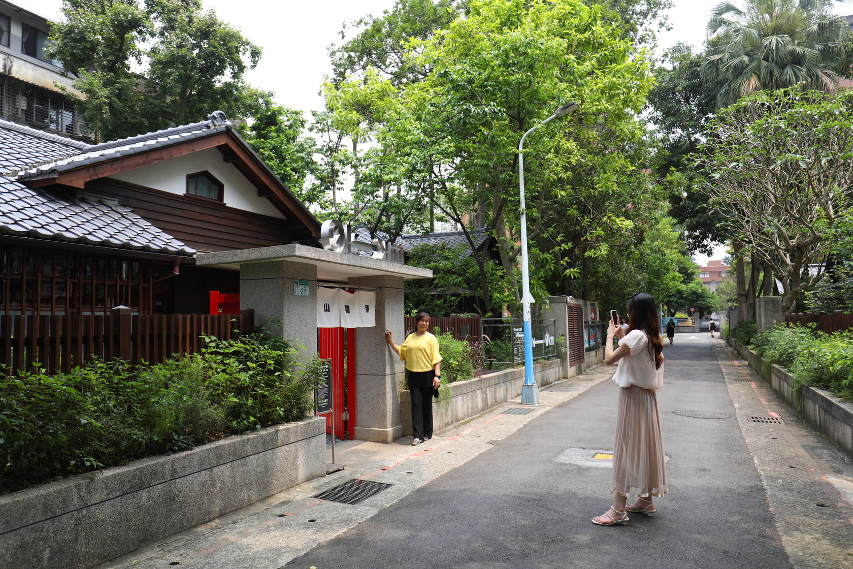 3連棟日式老屋改造成「0 km山物所」作為都會人前往山林的起點。