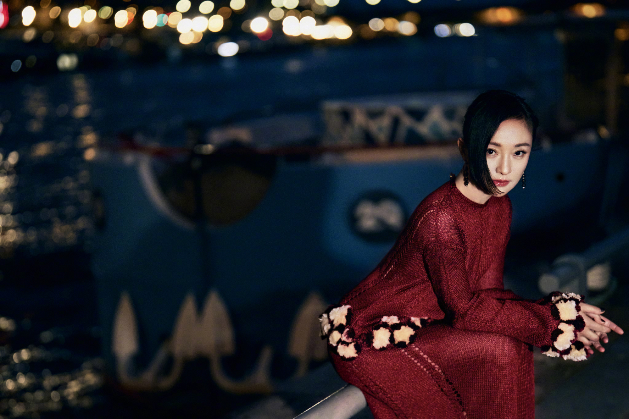 周迅新歡又換人！「嫩版梁朝偉」護送上車　陳坤充當「最強媒人」幫把關