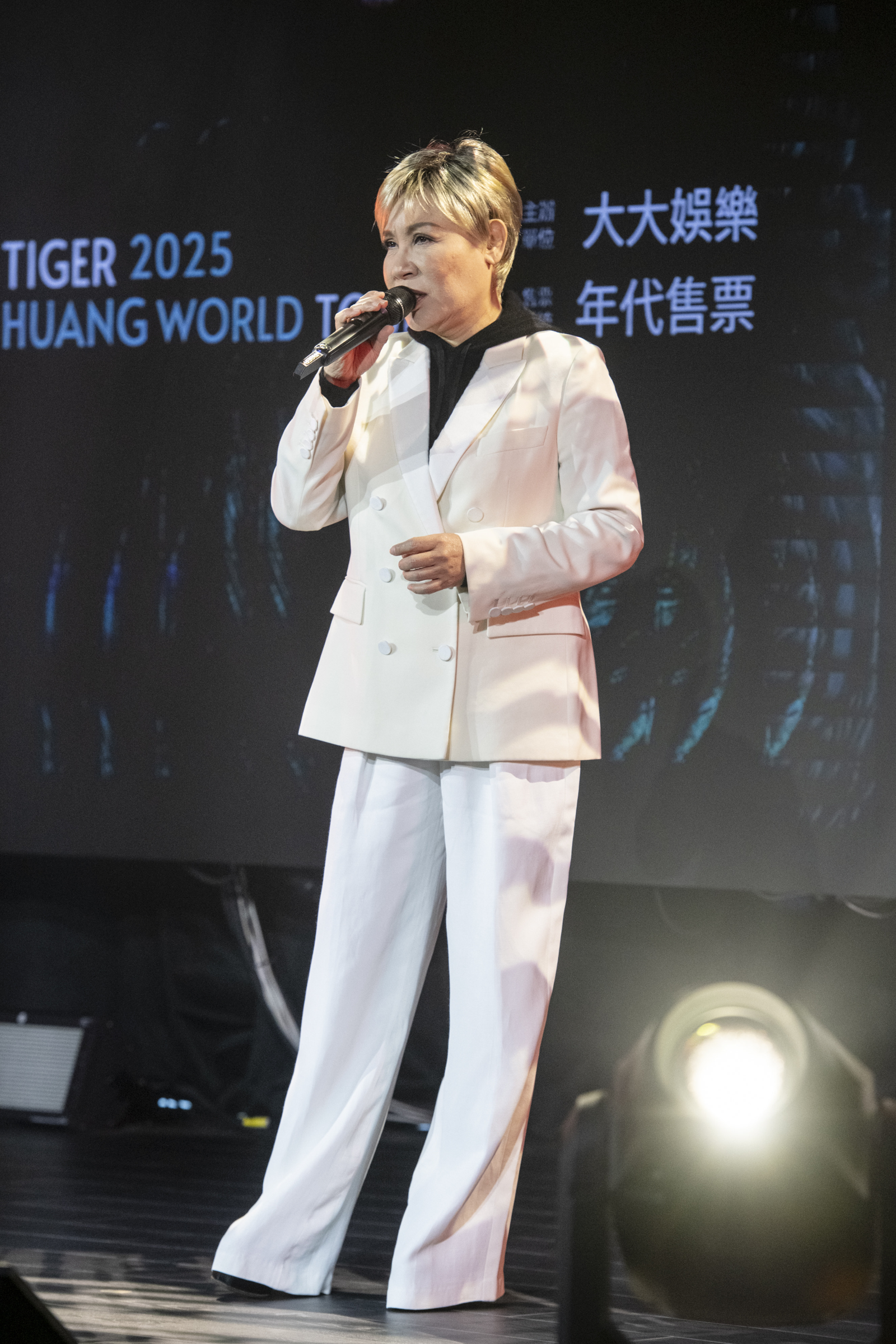 這段時間，黃小琥面臨低潮。（大大娛樂提供）