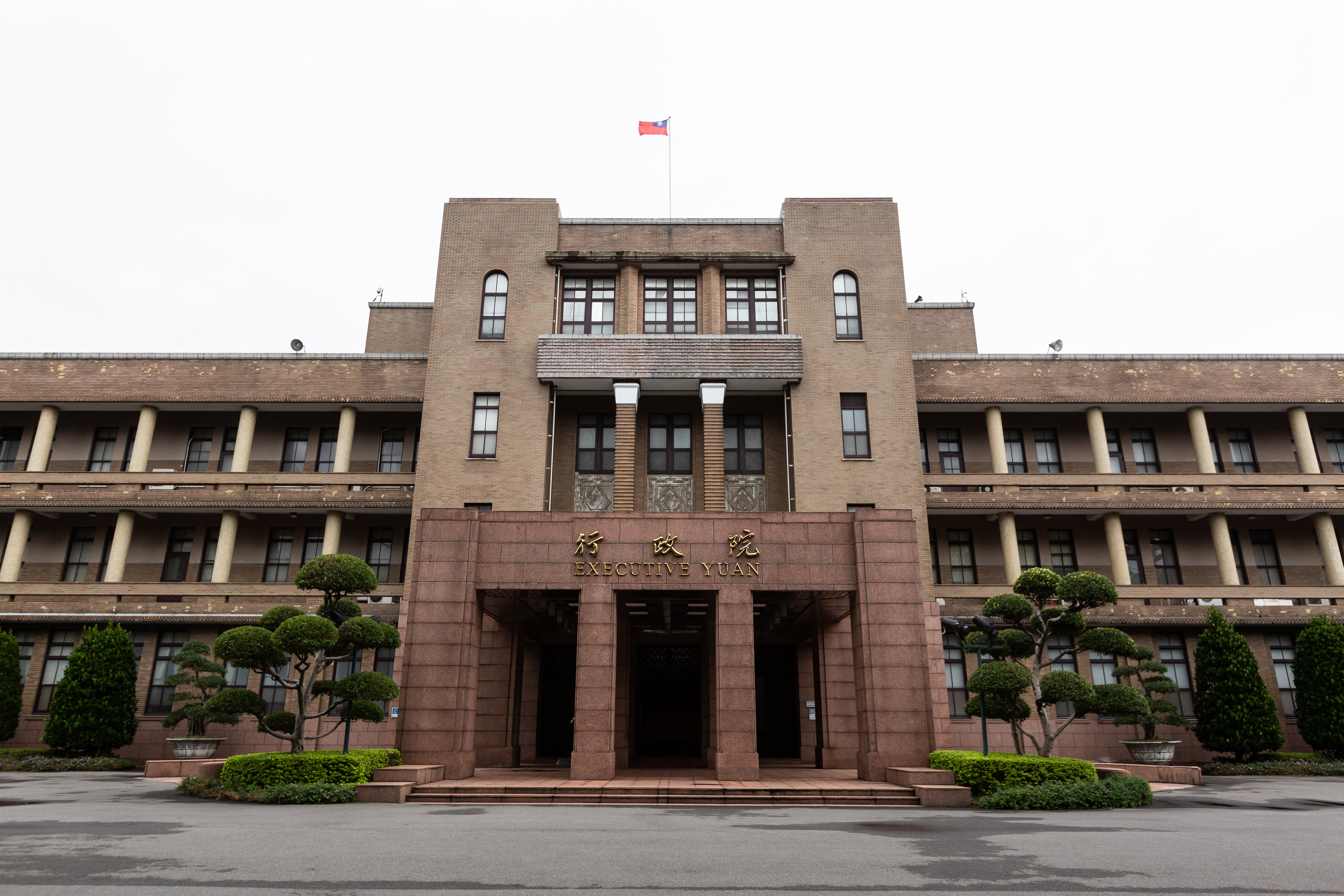 中國今宣布對台貿易壁壘調查延長，行政院也不甘示弱回擊這是「以經濟脅迫干擾我方選舉」。（本刊資料照）