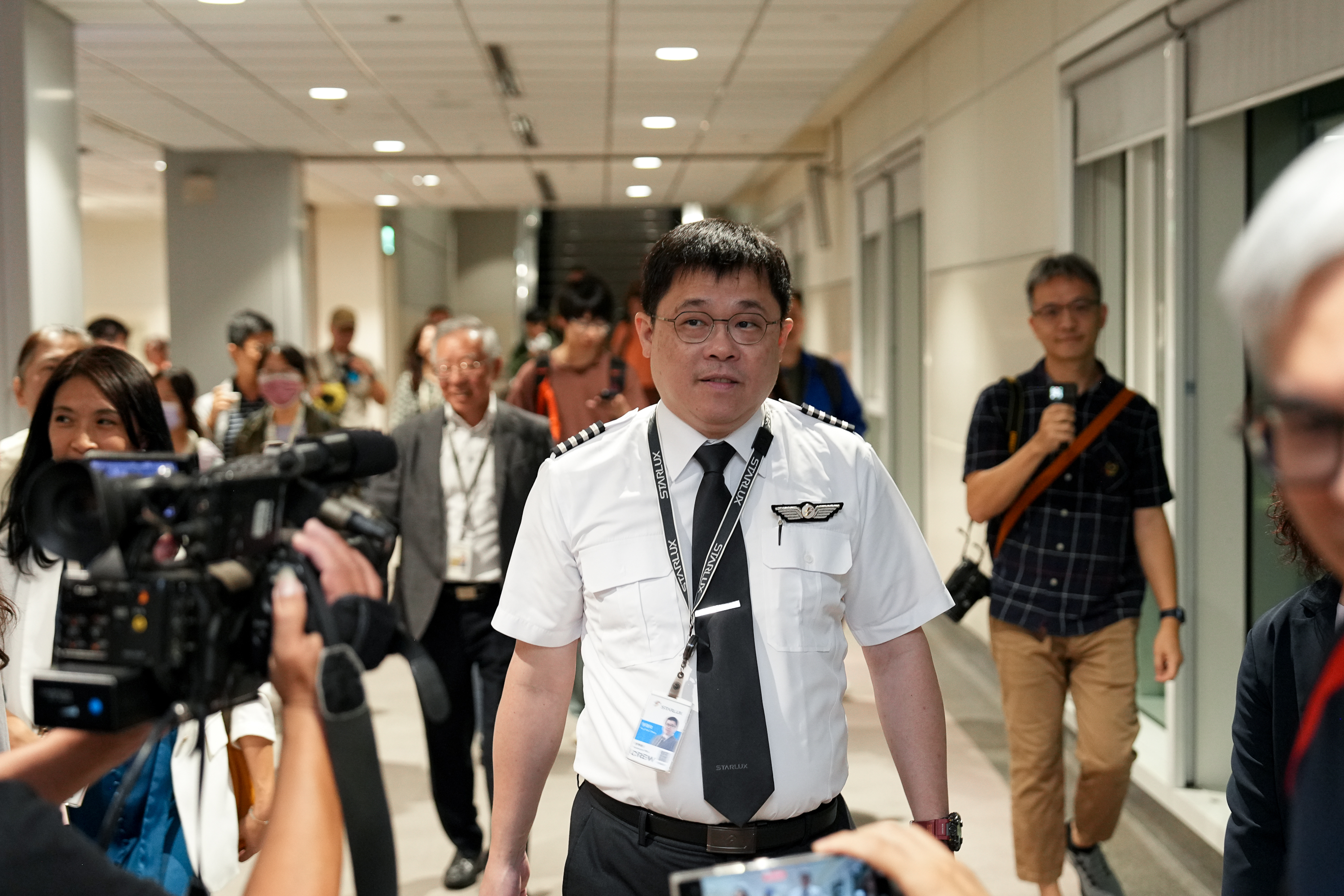 星宇航空開航西雅圖，首航由董事長張國煒親自執飛。（星宇航空提供）