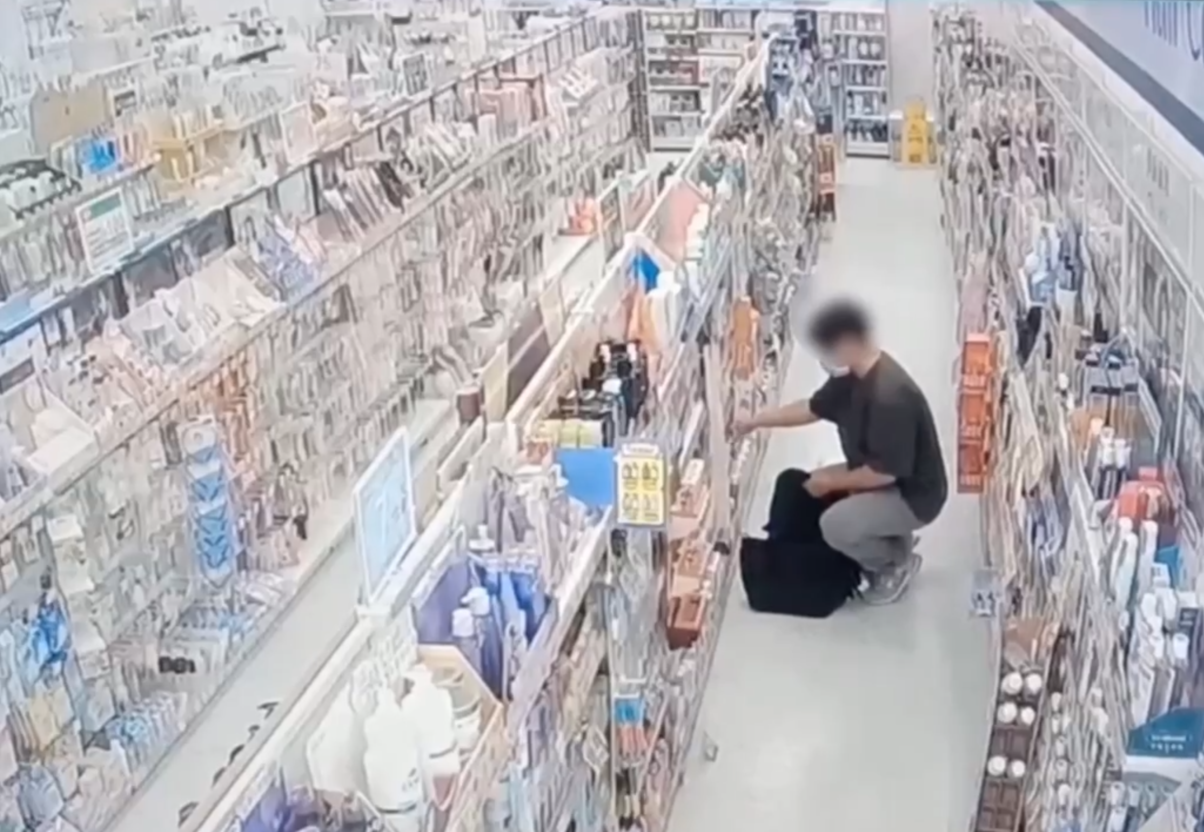 把別人實體賣場當倉庫？網拍賣家等顧客一下單他就去偷，警方一查傻眼。（翻攝畫面）