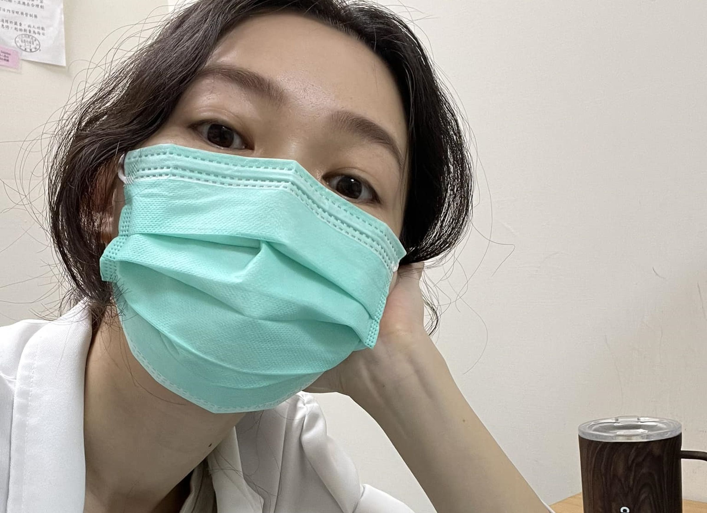 吳欣岱今po文,認為藍白黨團打算修訂的《老人福利法》,是讓年輕人負擔更重的健保政策。(翻攝自吳欣岱臉書)