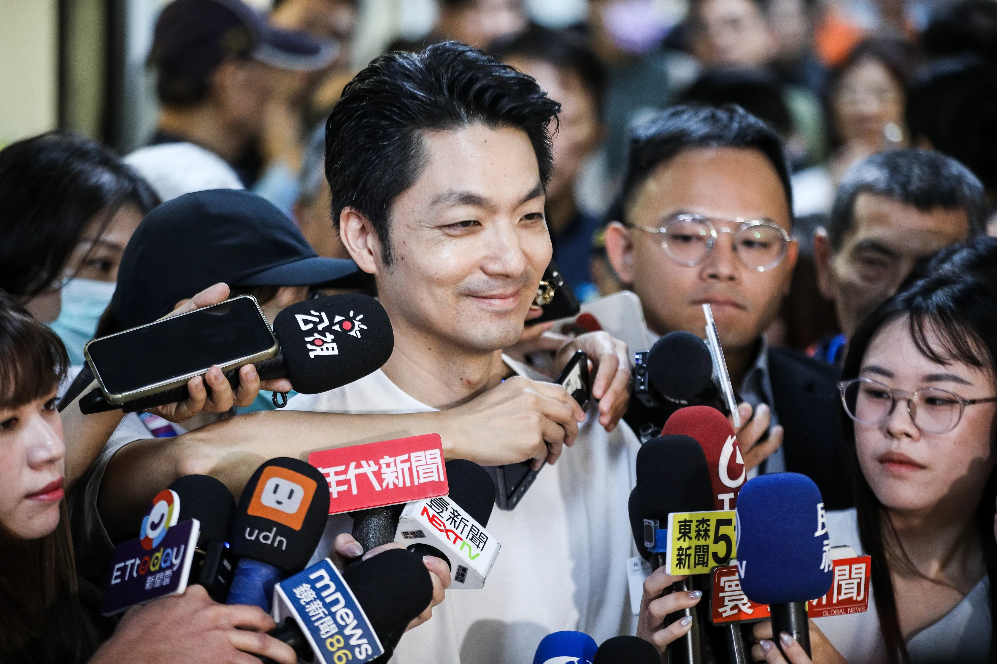 邀蔣萬安離開「新手村」接受專訪　矢板明夫：沈伯洋已經「出城打怪」了