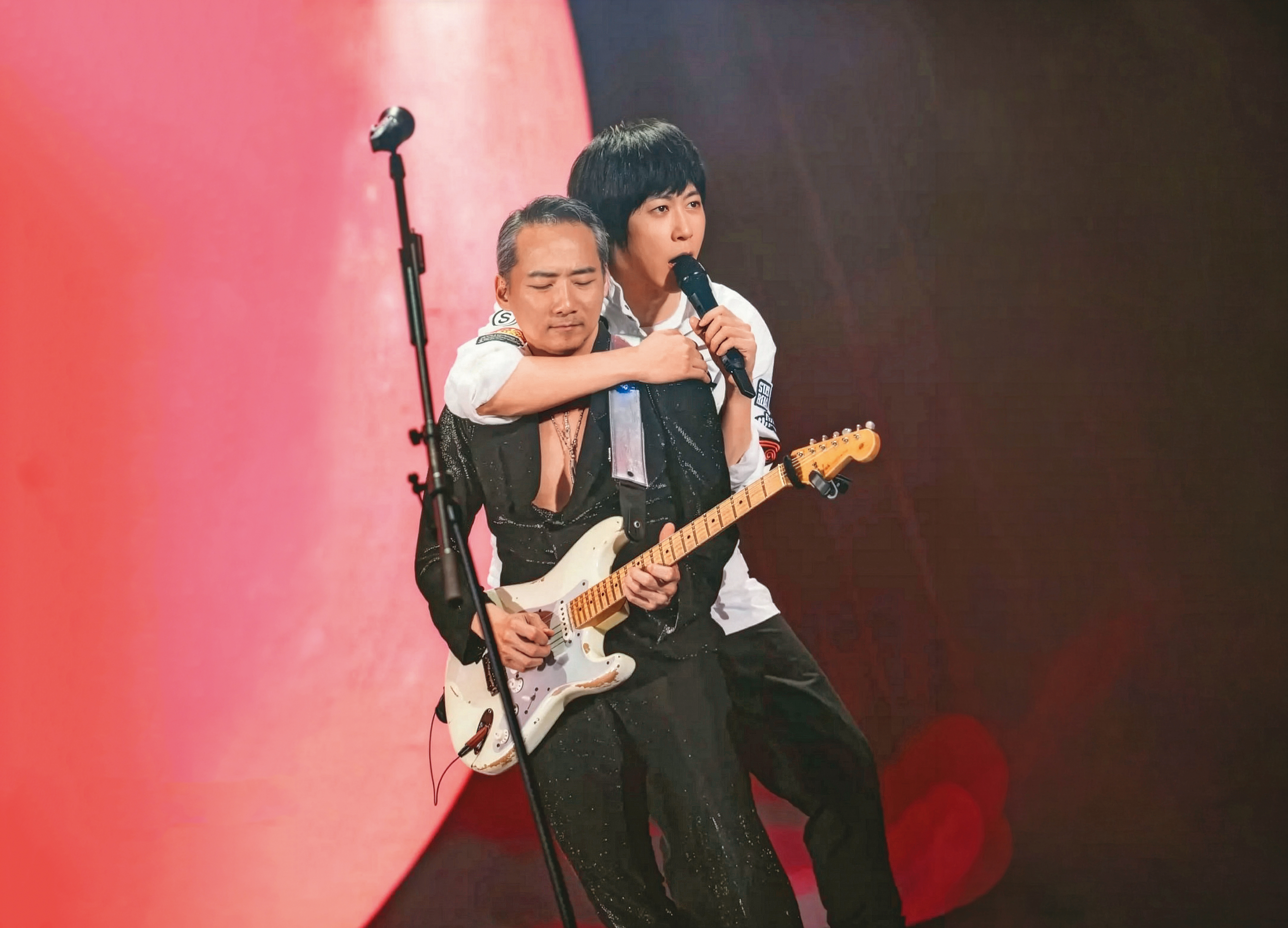 五月天石頭萌退/石頭爆想離開五月天!背後3原因曝 友人也震驚