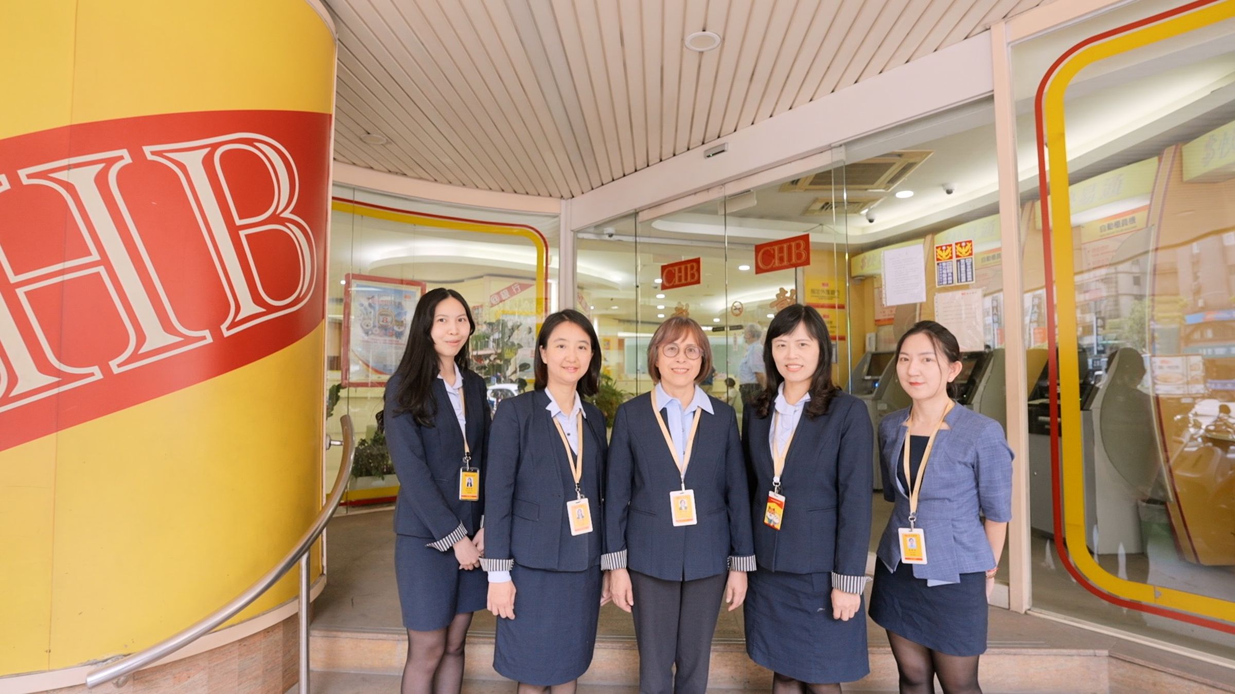 彰化銀行以「女力啟航,彰銀同行」為承諾,推出「微型創業鳳凰貸款」,全力支持每一位女性創業者勇敢出發,讓夢想不只起步,更能實現。