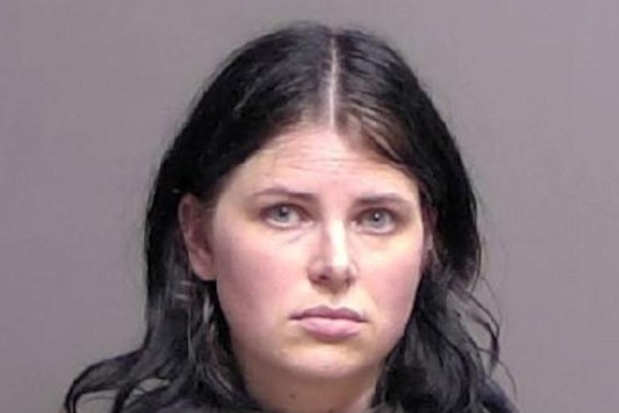 美國竟出現假護士。（翻攝自X@UCoverist58372）