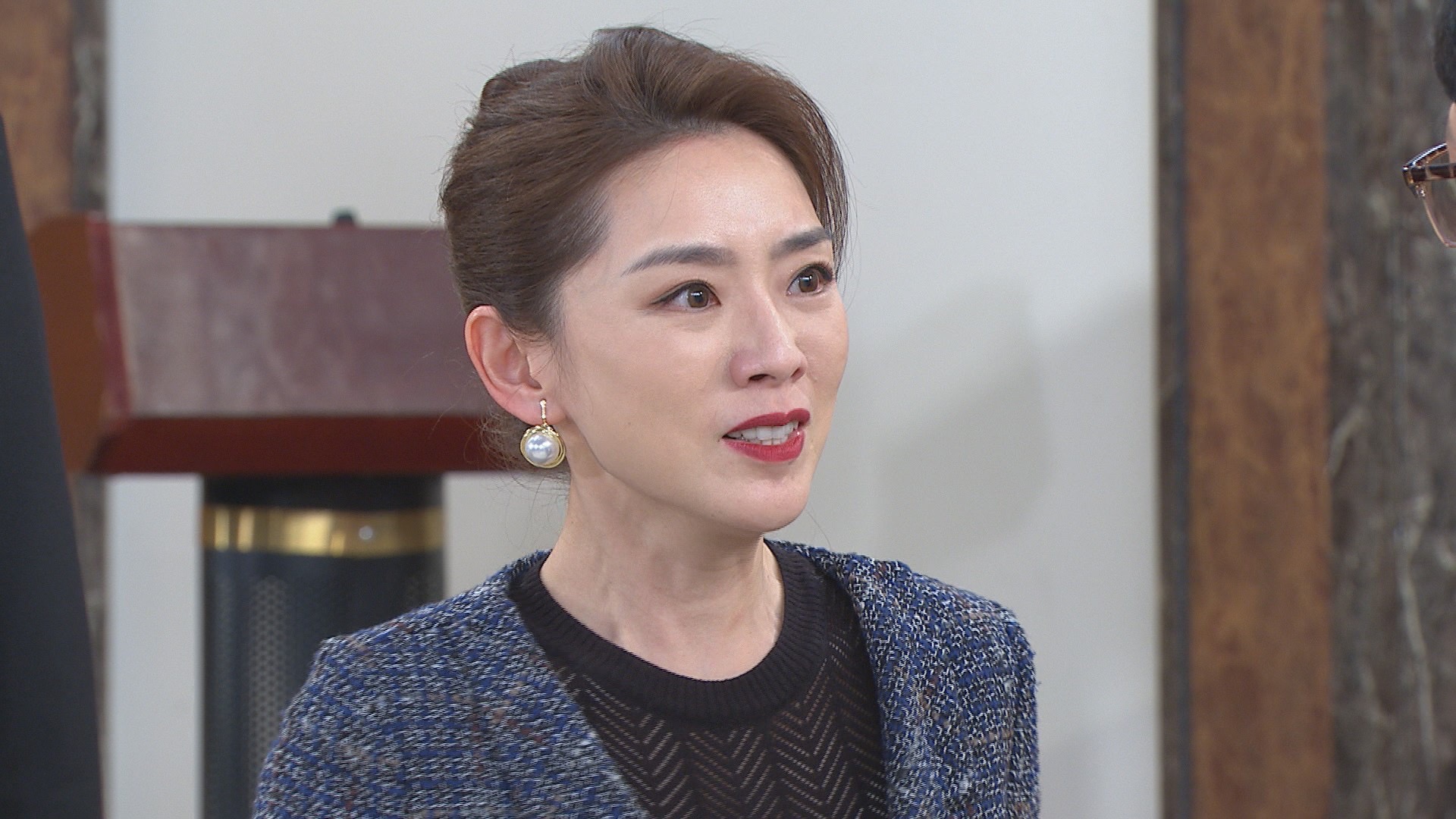 賴芊合開心《愛的榮耀》有兩位帥兒子許仁杰、傅子純。（民視提供）