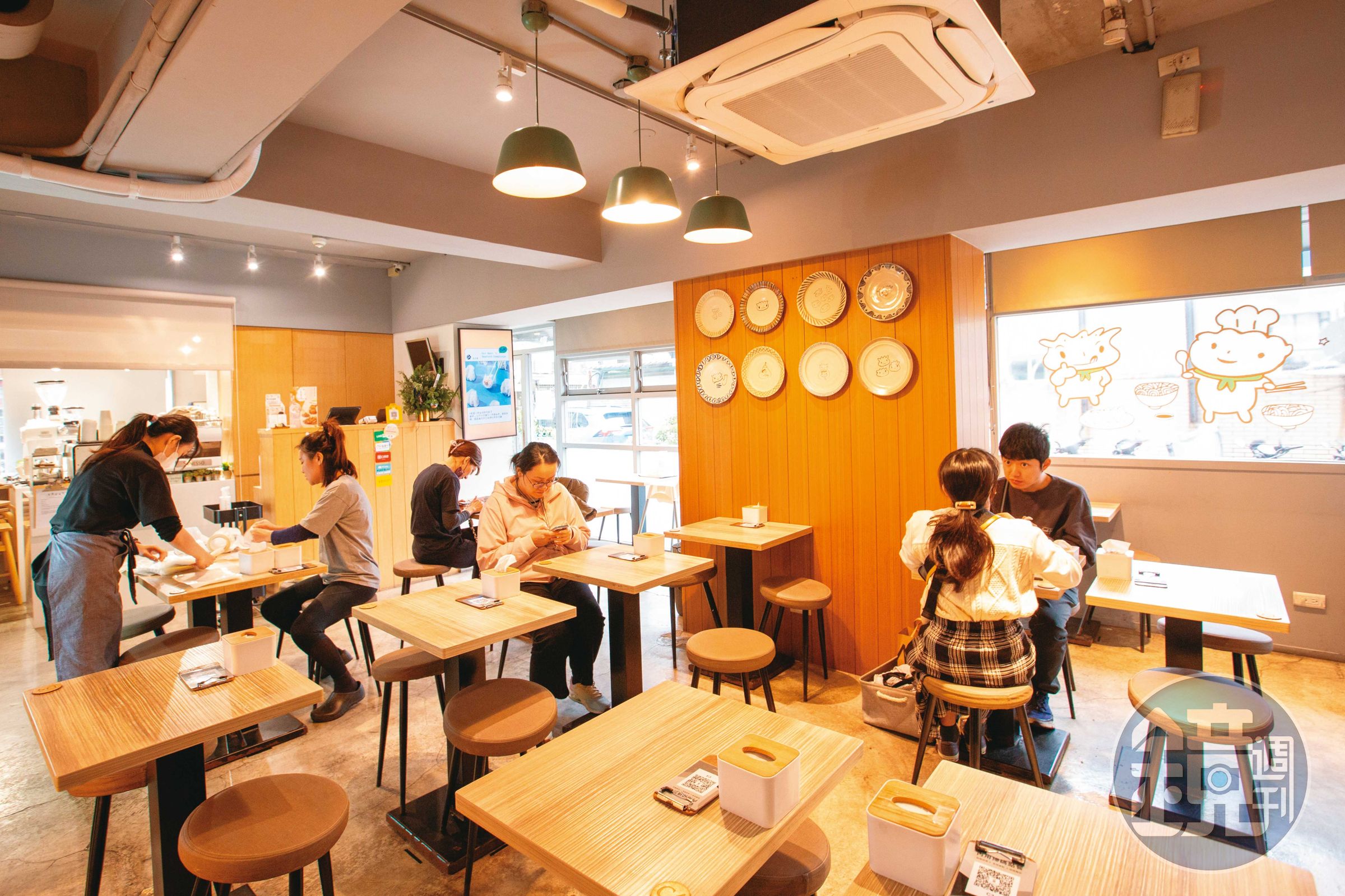 王姈芸開的餃子樂位於大安、信義區，跟王家只有一種口味不同，主打創意餃子。