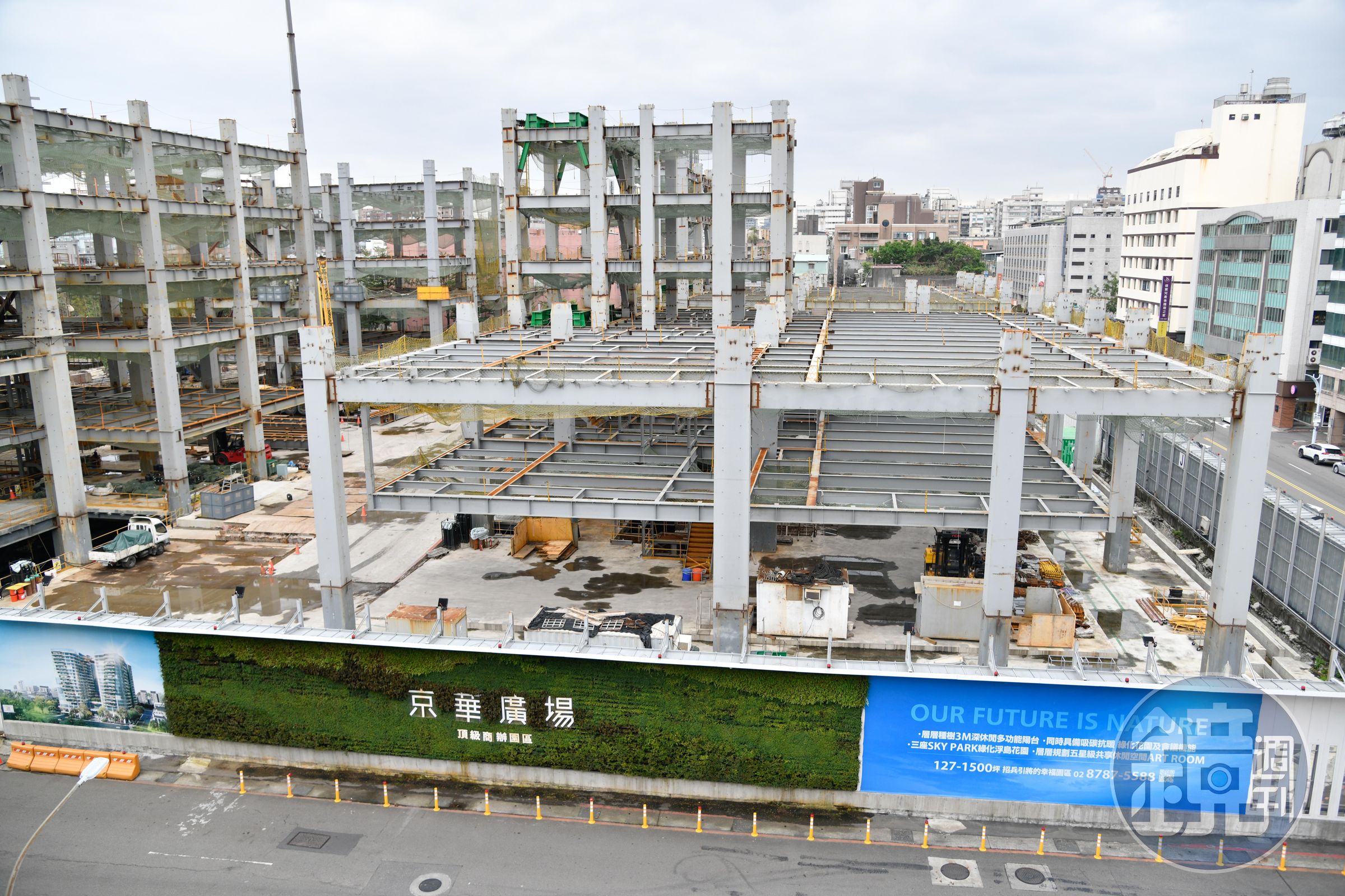 北市都發局證實，鼎越開發公司9日已正式遞件申請變更設計，容積率從840％改為728％。（本刊資料照）